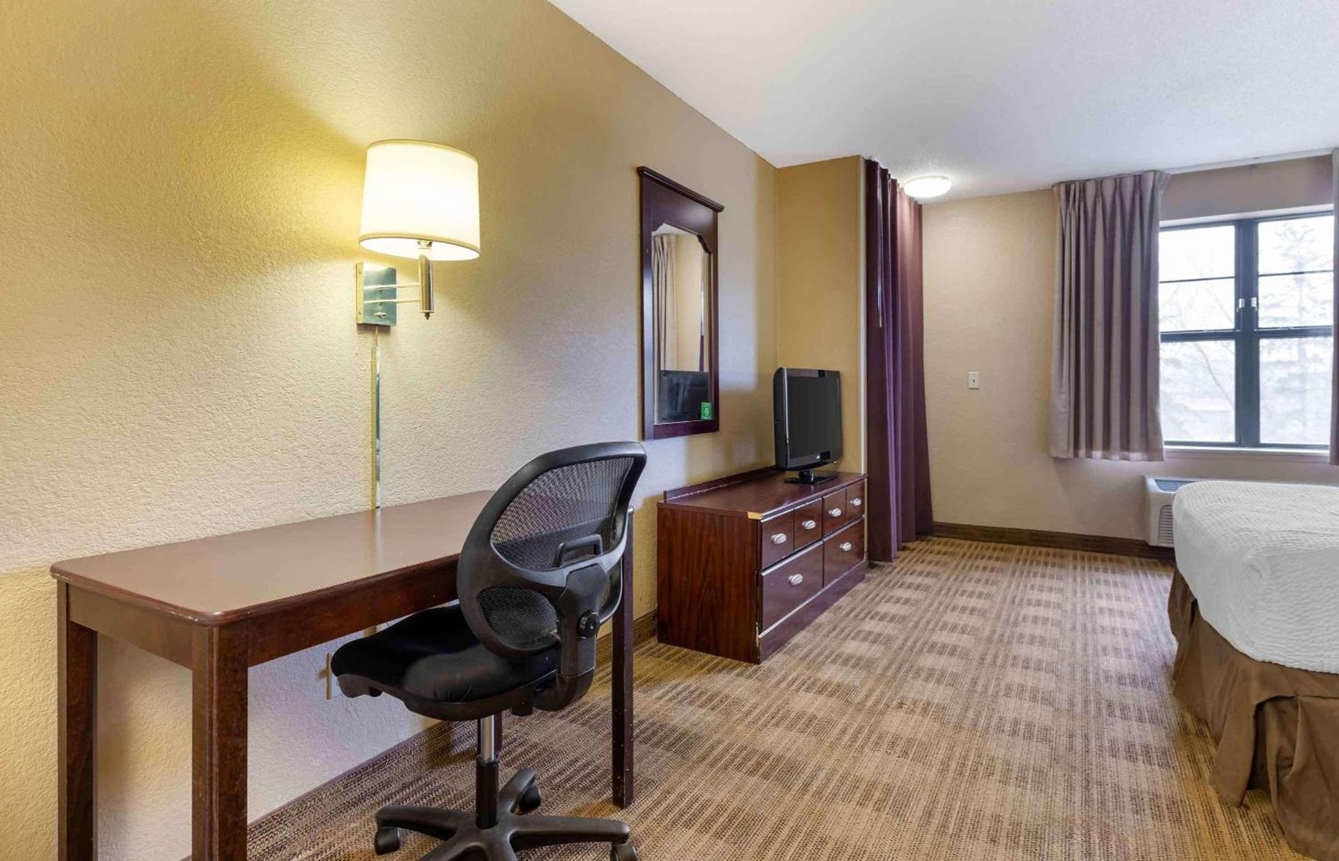 Studio 6 Extended Stay Minneapolis Airport Eagan MN photo 13