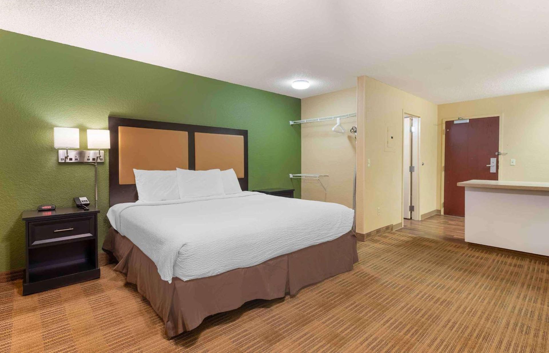 Studio 6 Extended Stay Minneapolis Airport Eagan MN photo 21