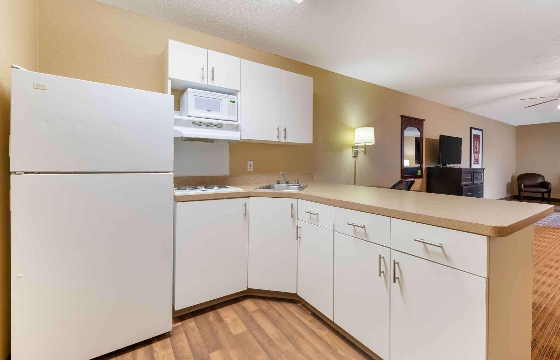 Studio 6 Extended Stay Minneapolis Airport Eagan MN photo 23