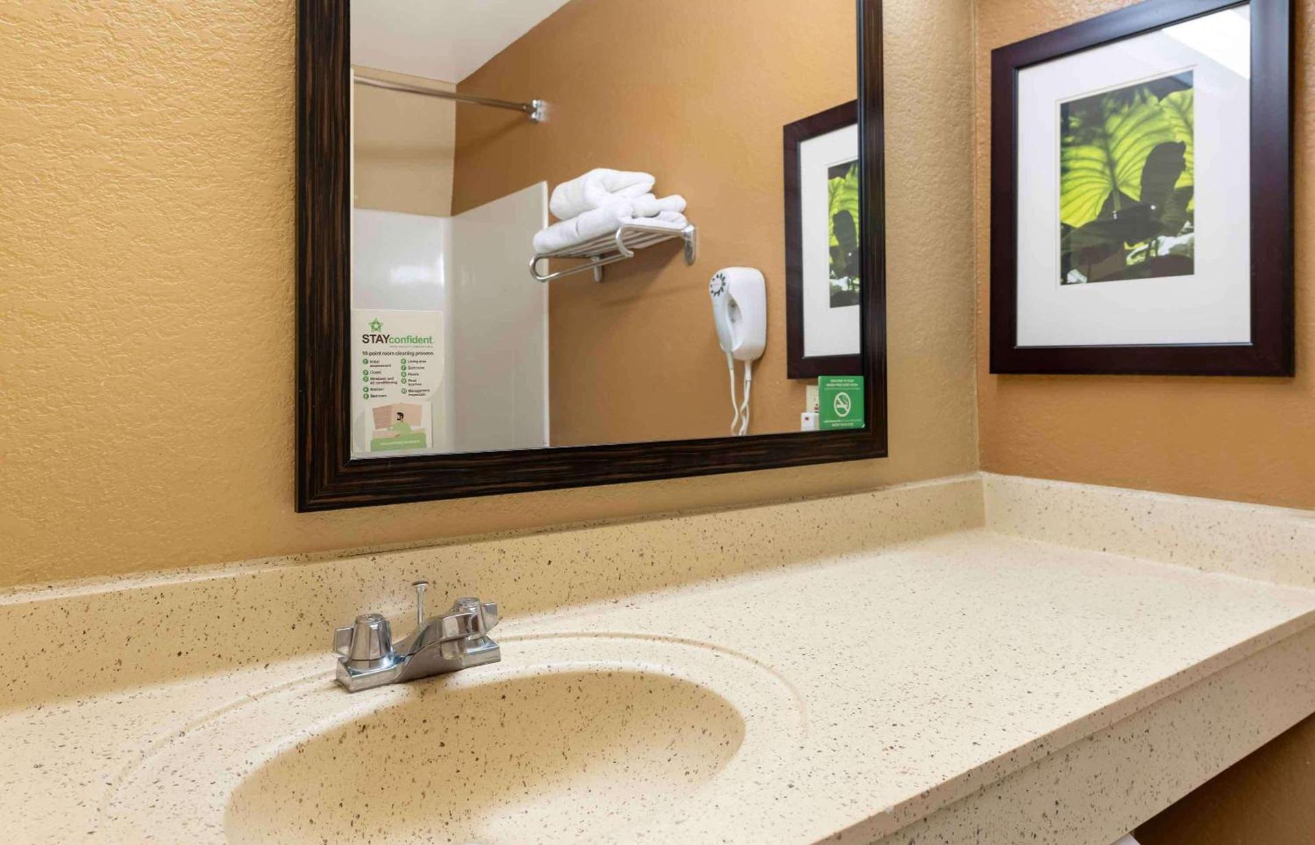 Studio 6 Extended Stay Minneapolis Airport Eagan MN photo 27