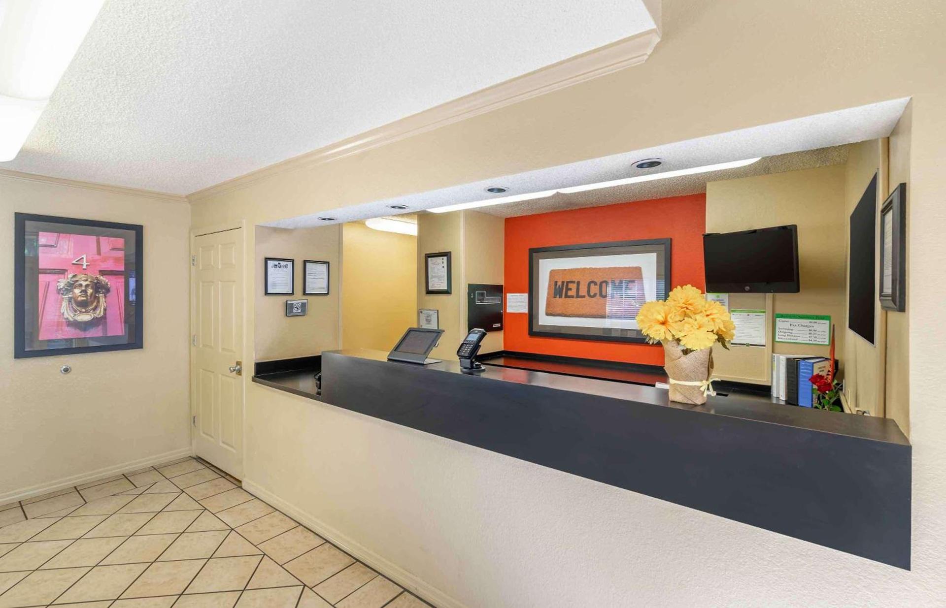 Extended Stay America Select Suites - Tampa - Brandon photo 2