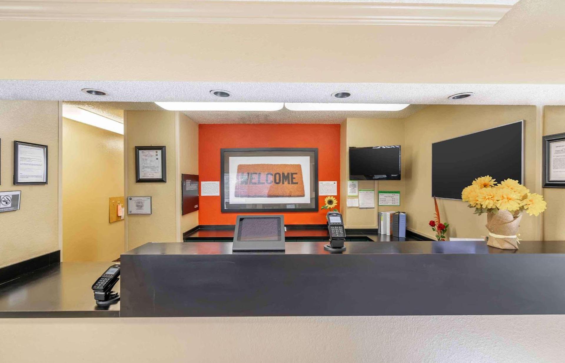 Extended Stay America Select Suites - Tampa - Brandon photo 3