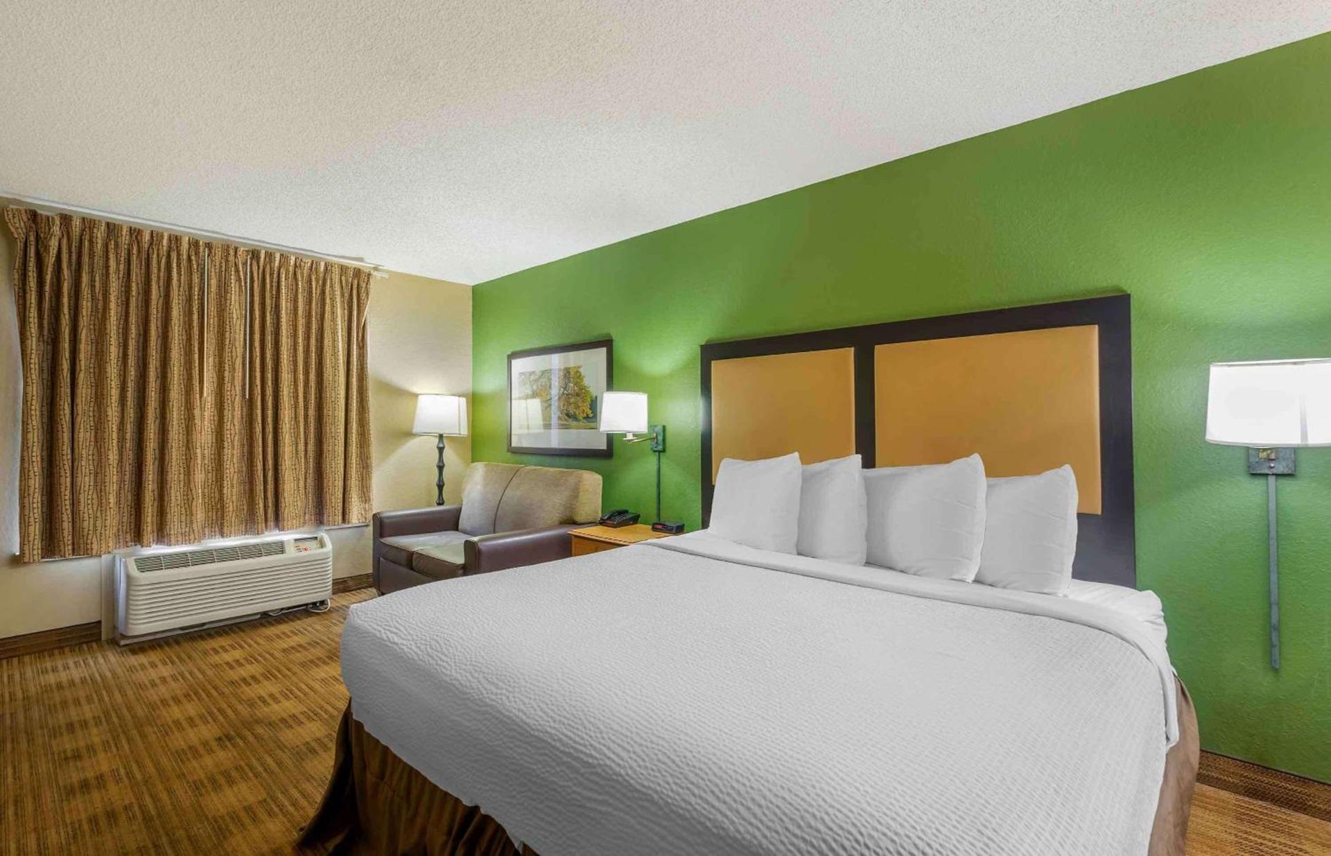 Extended Stay America Select Suites - Tampa - Brandon photo 21