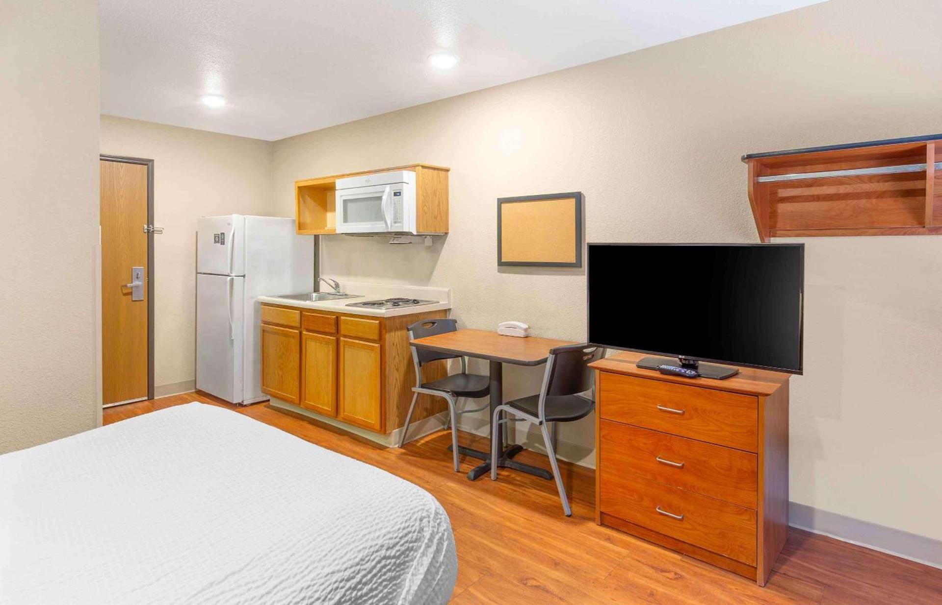 Extended Stay America Select Suites - Wilmington - West photo 12