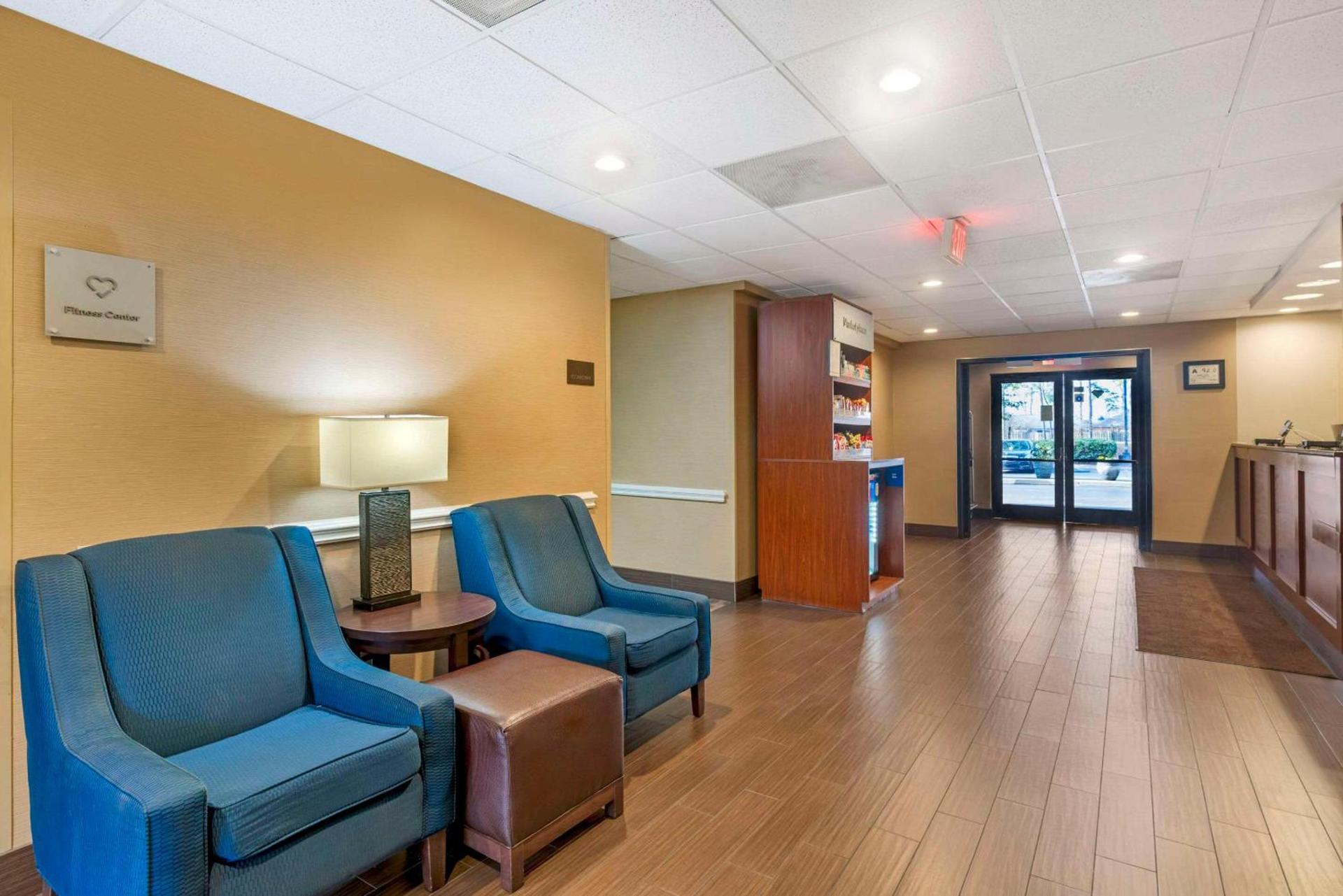 Spark By Hilton Wilmington photo 1