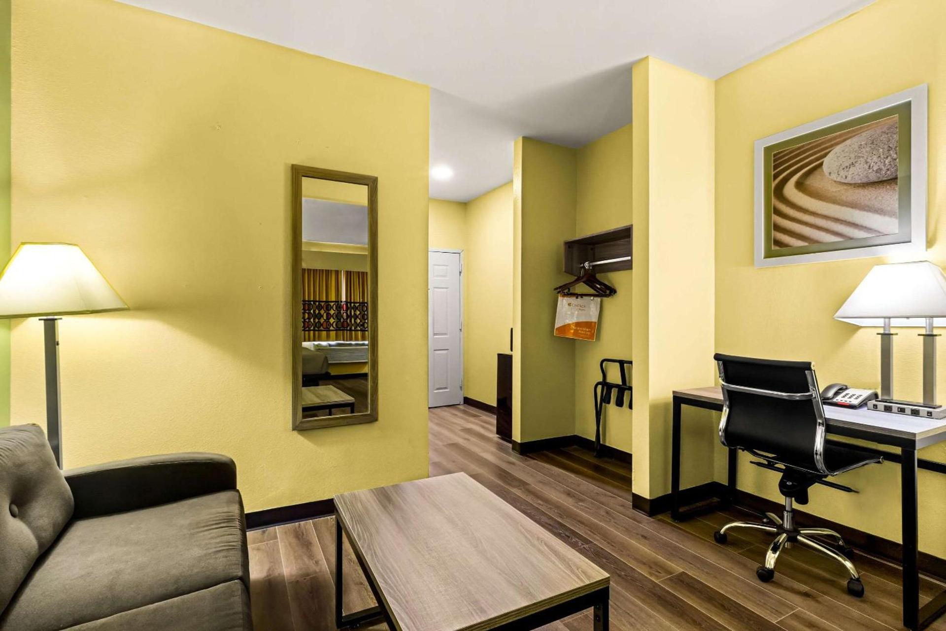 Quality Inn Bay City TX photo 30