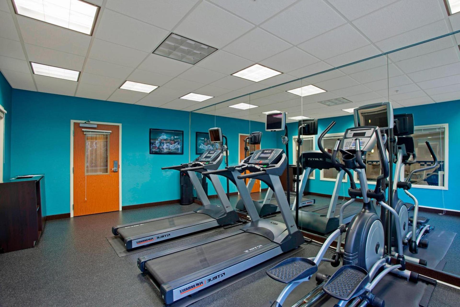 Fairfield Inn & Suites by Marriott Detroit Metro Airport Romulus photo 5