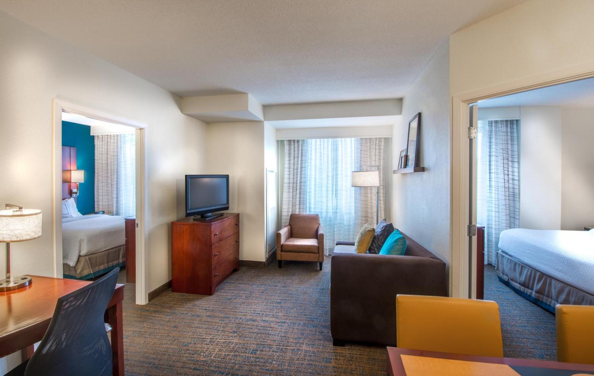 Residence Inn Arlington Courthouse photo 6