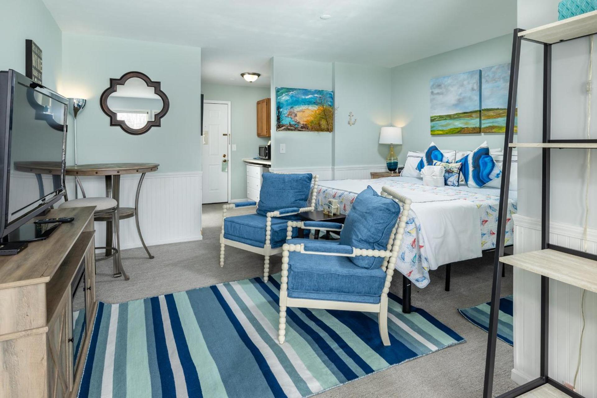 Old Harbor Inn photo 12