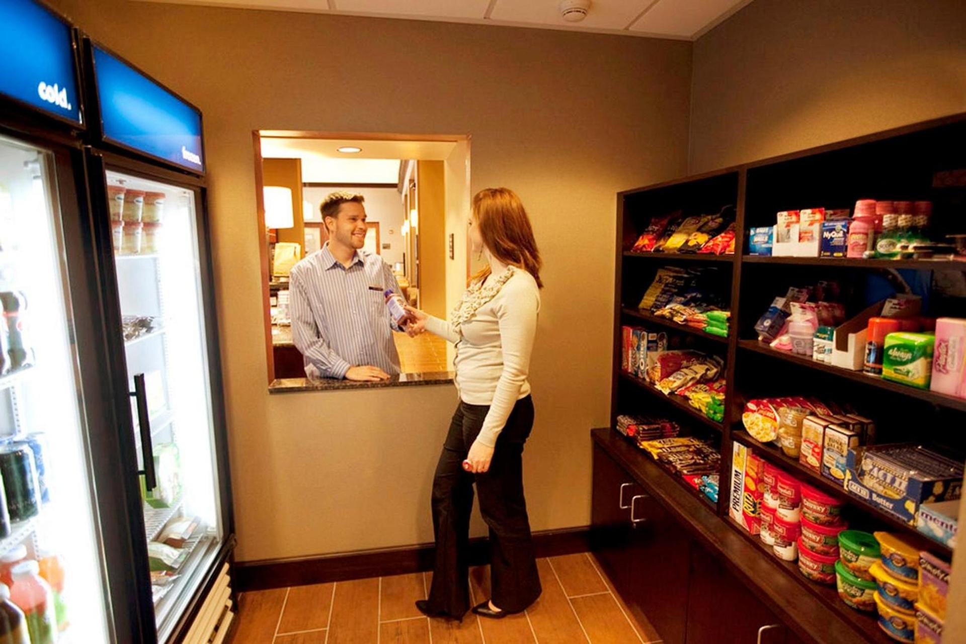 Hampton Inn & Suites by Hilton Seattle/Kent photo 34