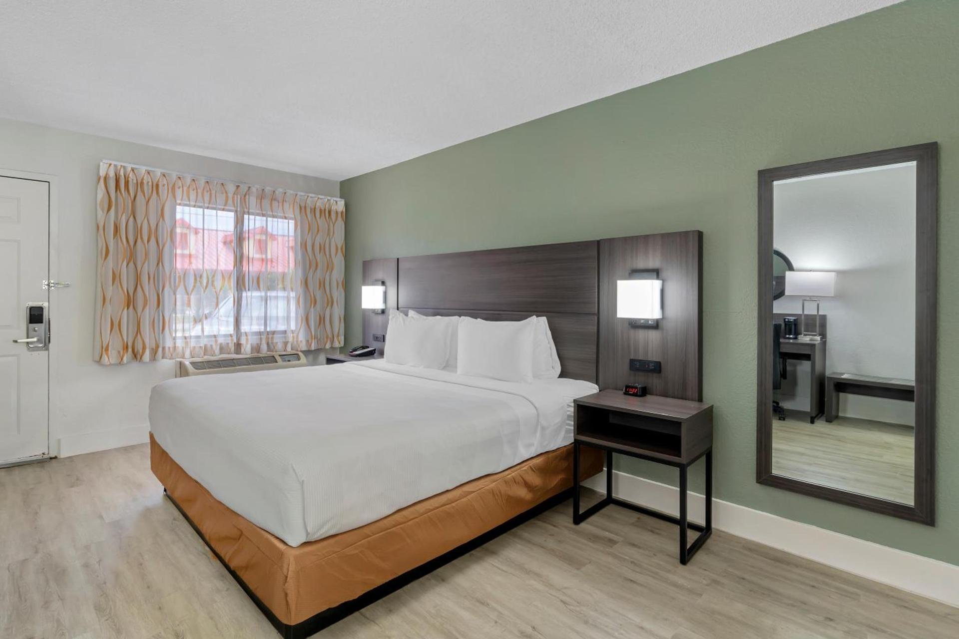 Quality Inn & Suites Orlando East - UCF Area photo 45