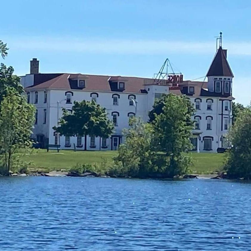 Historical Hotel - House of Ludington photo 1