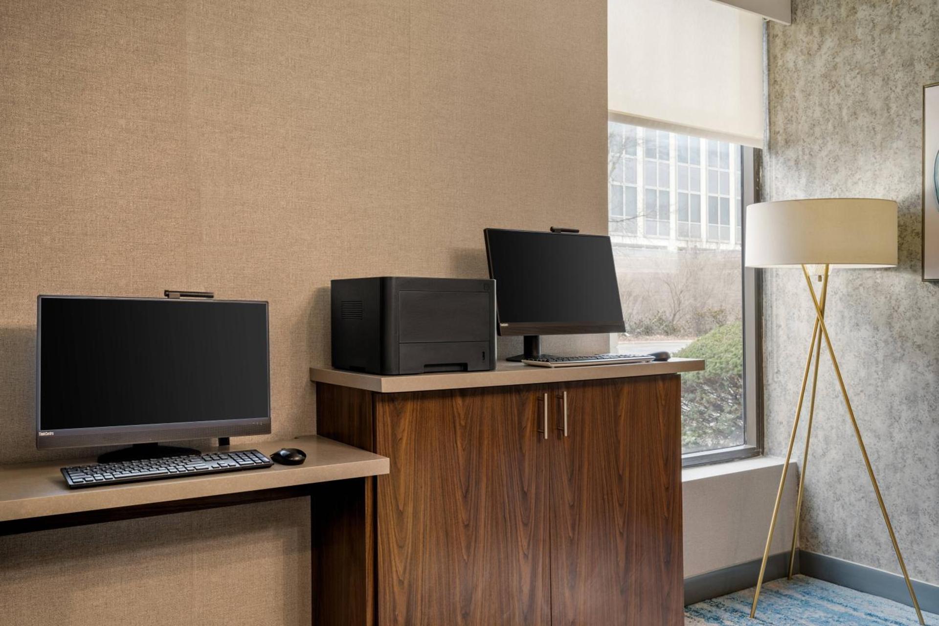Four Points by Sheraton Chicago Westchester/Oak Brook photo 14