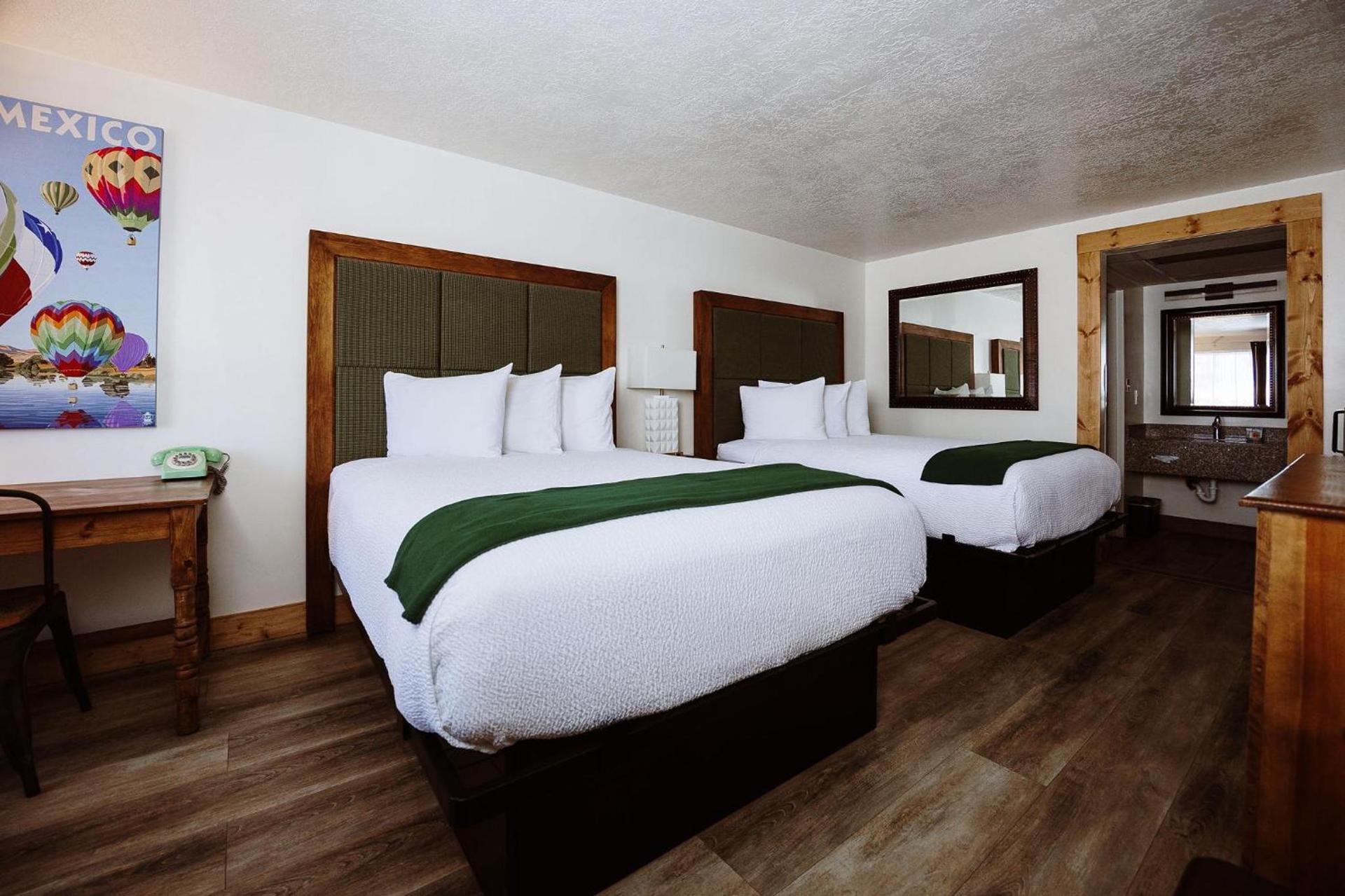 Taos Valley Lodge photo 99