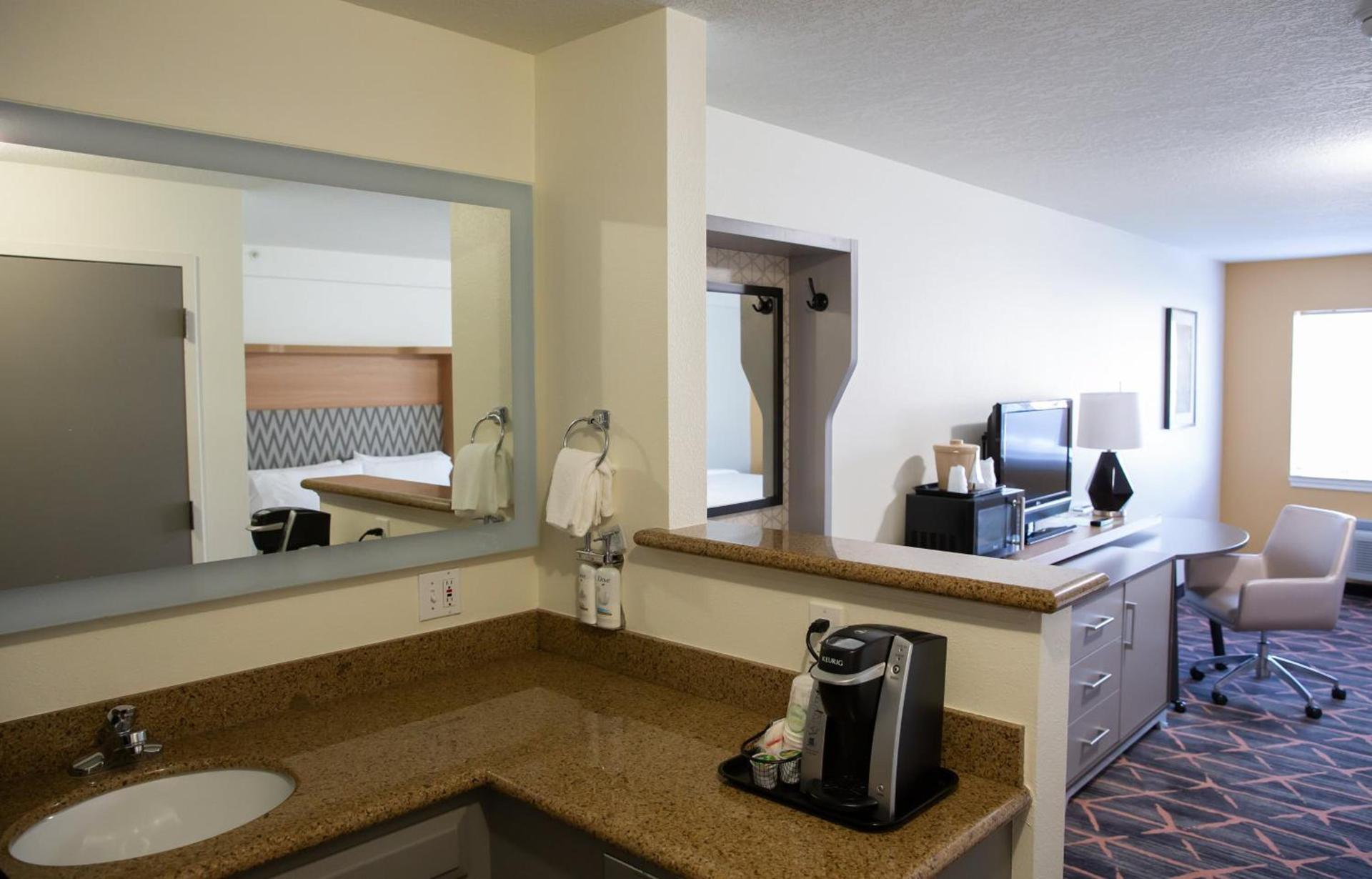 Holiday Inn Redding by IHG photo 38
