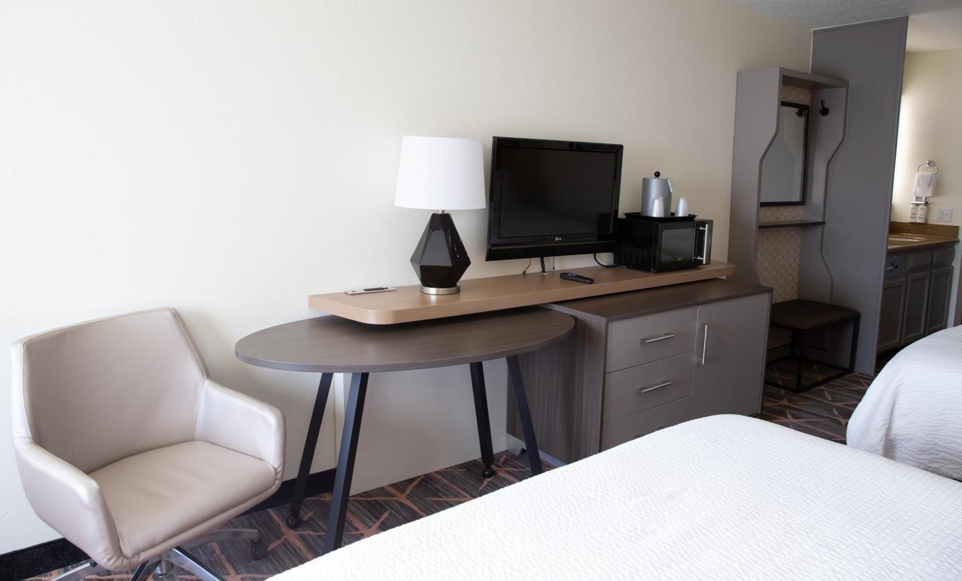 Holiday Inn Redding by IHG photo 36