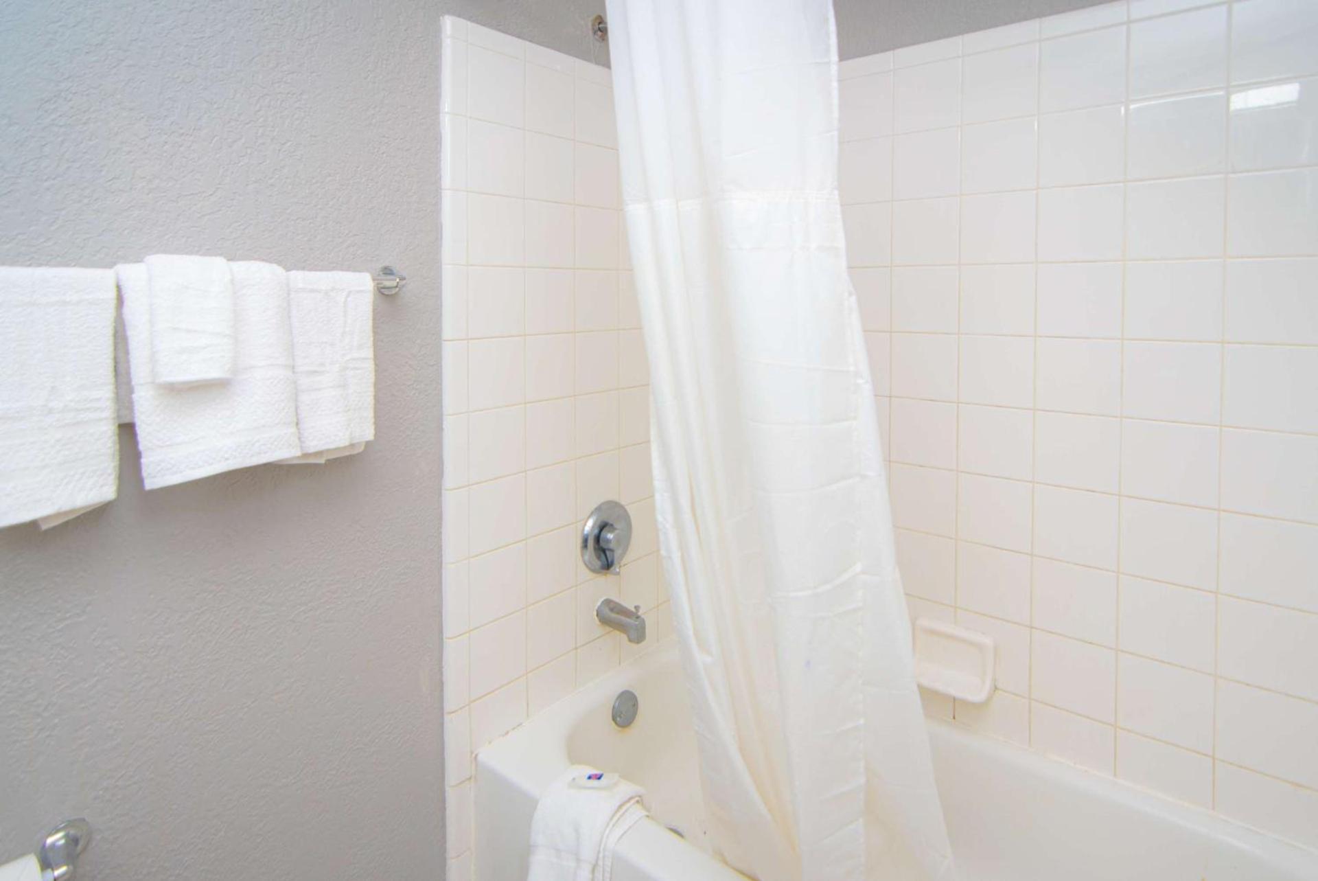 Studio 6 Extended Stay - West Palm Beach, FL photo 40