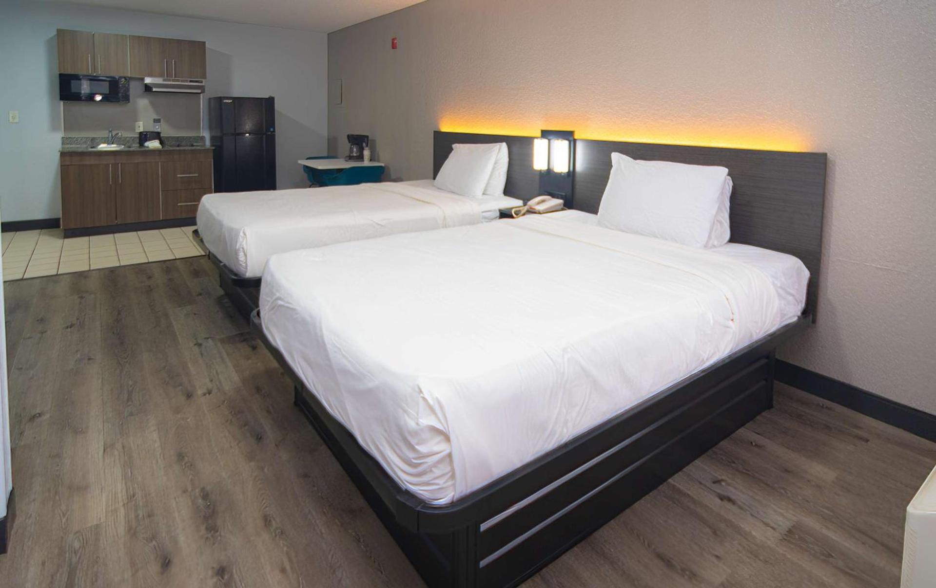 Studio 6 Extended Stay - West Palm Beach, FL photo 36