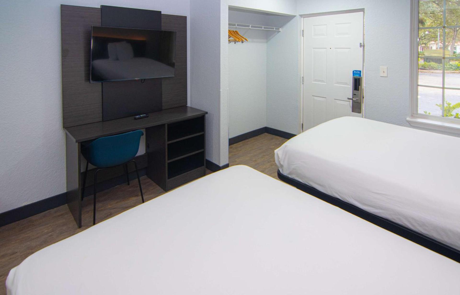 Studio 6 Extended Stay - Coral Springs, FL- Fort Lauderdale photo 20