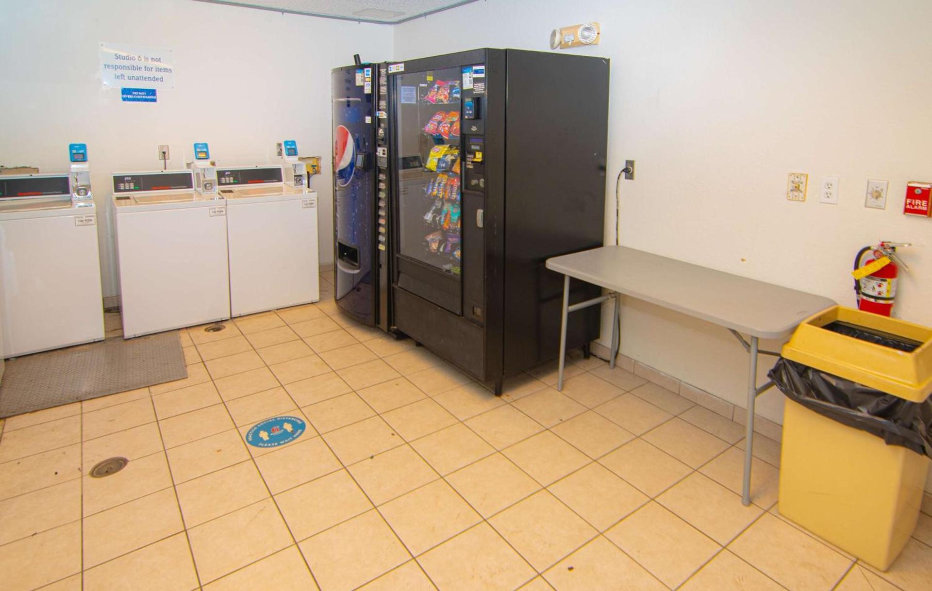 Studio 6 Extended Stay - Coral Springs, FL- Fort Lauderdale photo 28