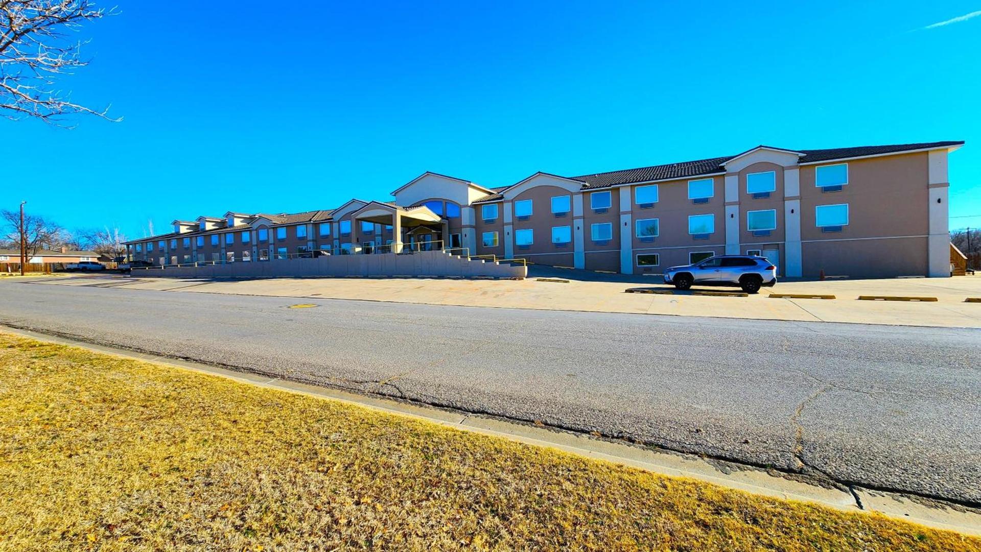 FairBridge Inn & Suites Canadian — hotel in Canadian