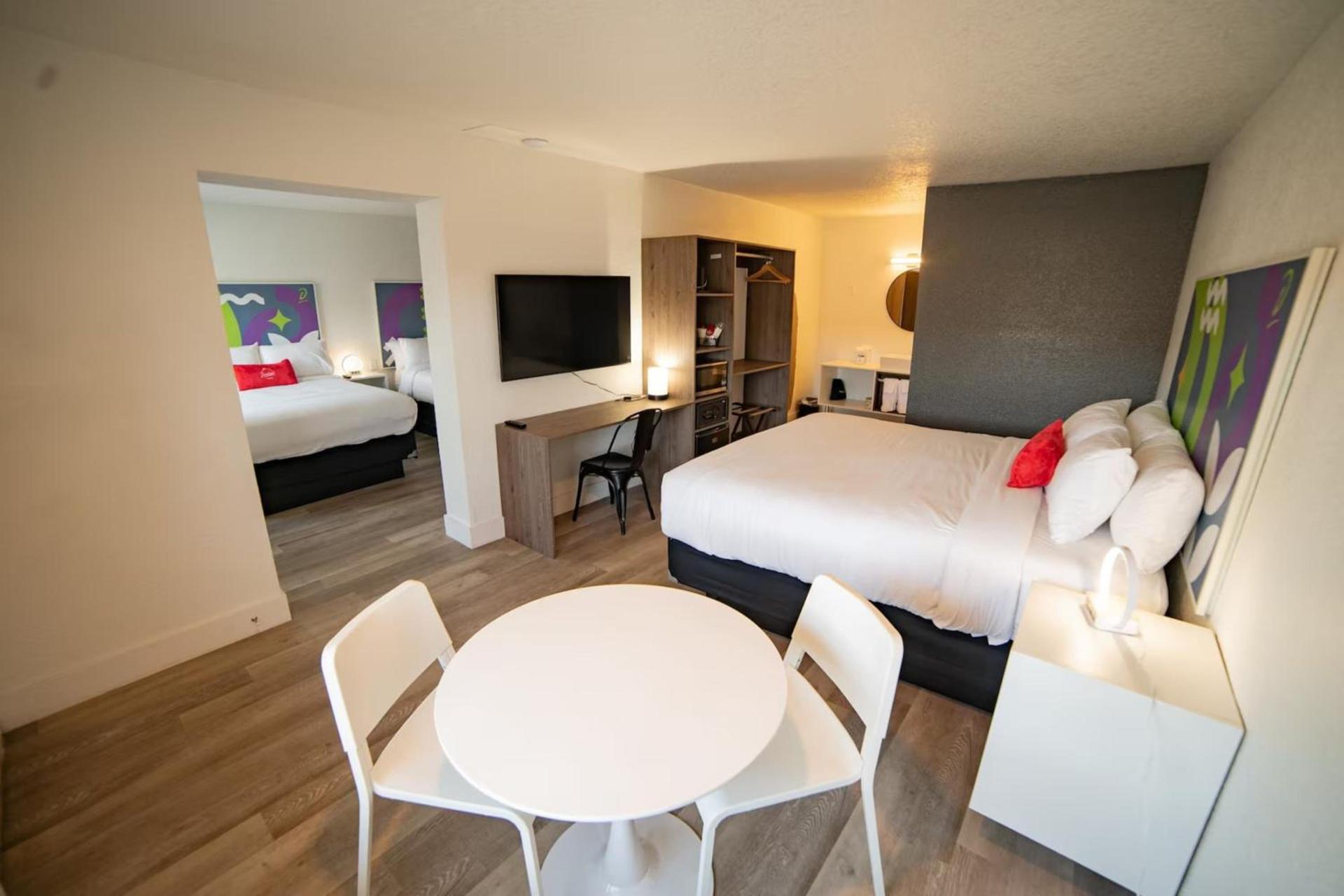 Baymont by Wyndham Jacksonville Airport photo 24