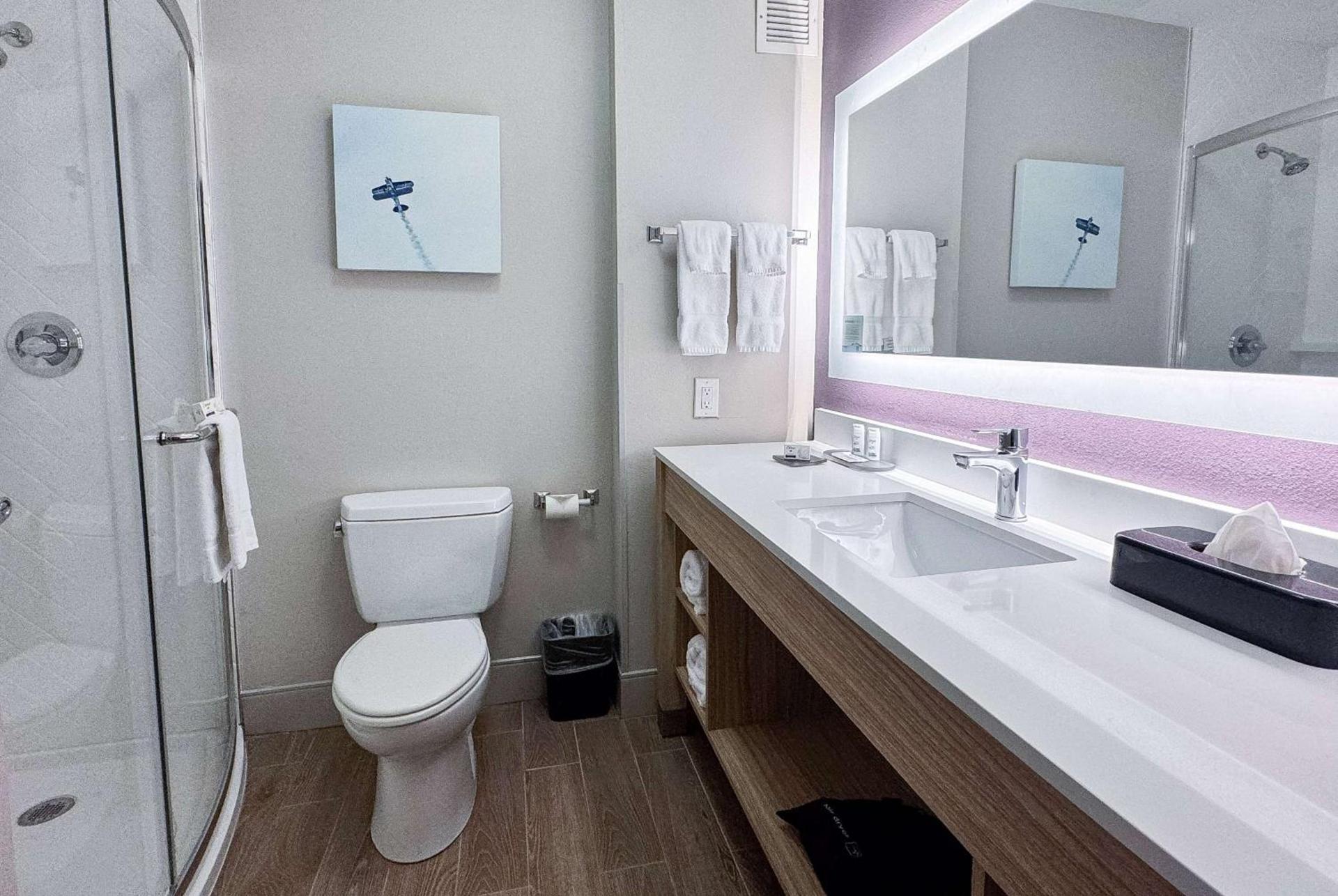La Quinta by Wyndham Cincinnati Airport Florence photo 24