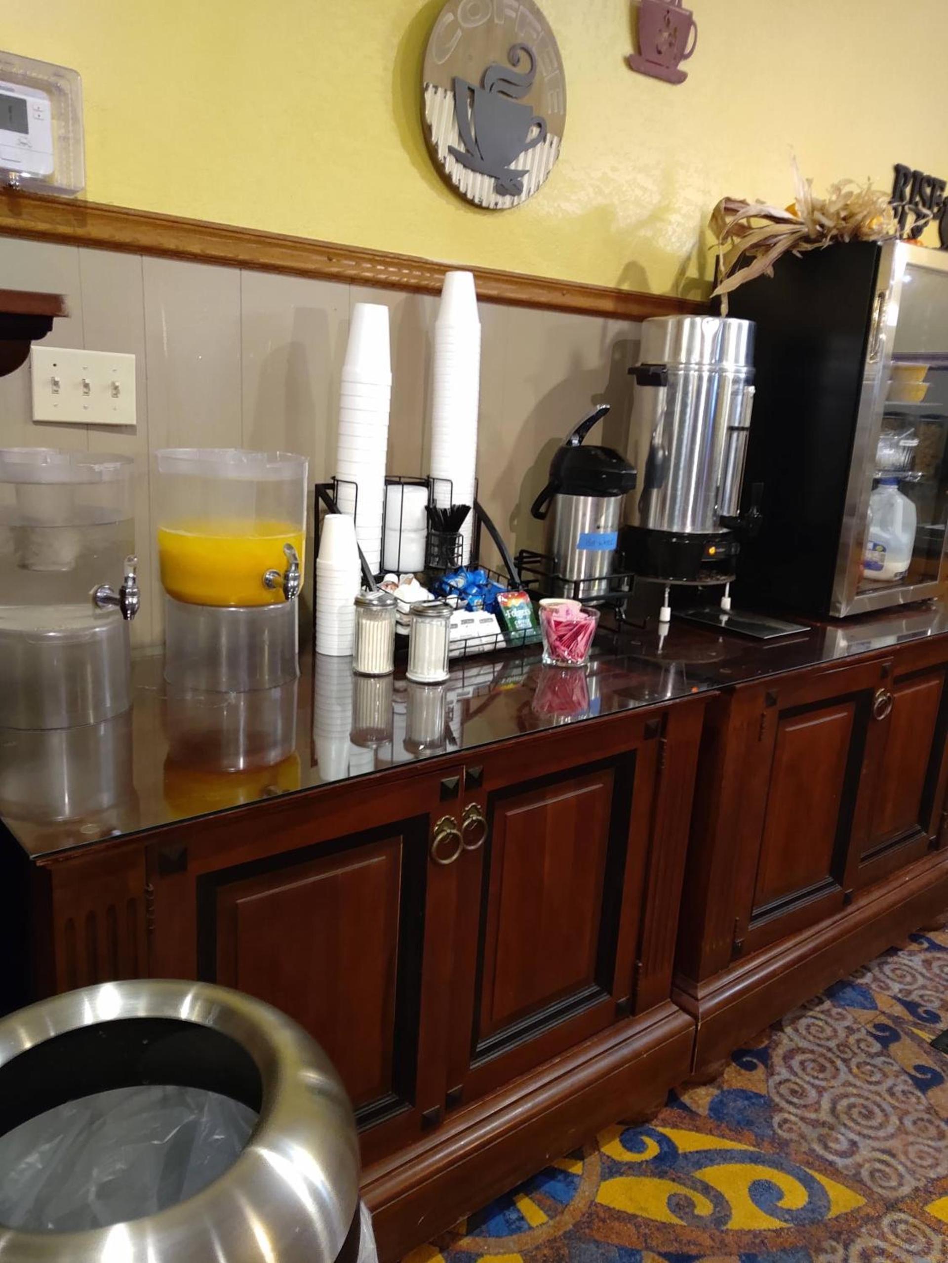 The Lodge at Russell - Russell Inn photo 19