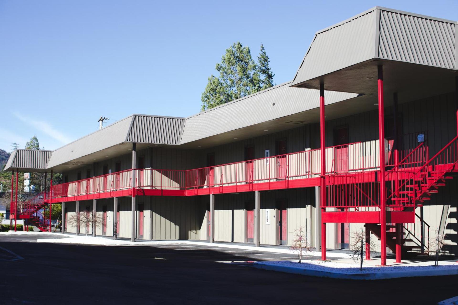Prospero's Flagship Inn photo 31