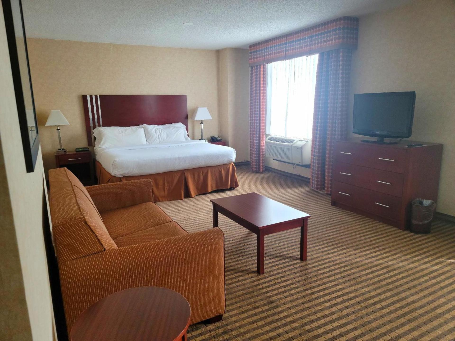 Lynchburg Grand Estate by IHG photo 12