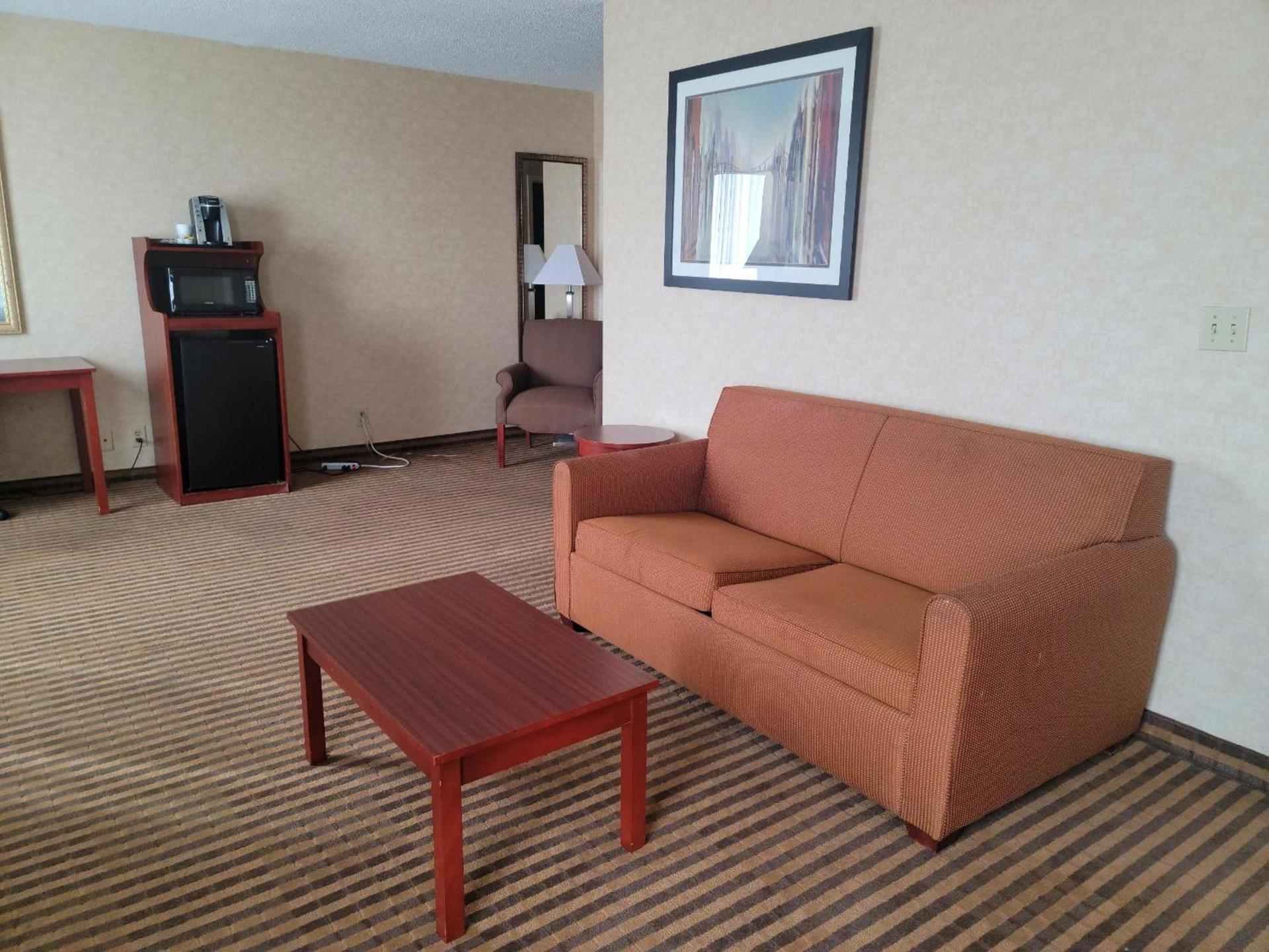 Lynchburg Grand Estate by IHG photo 14