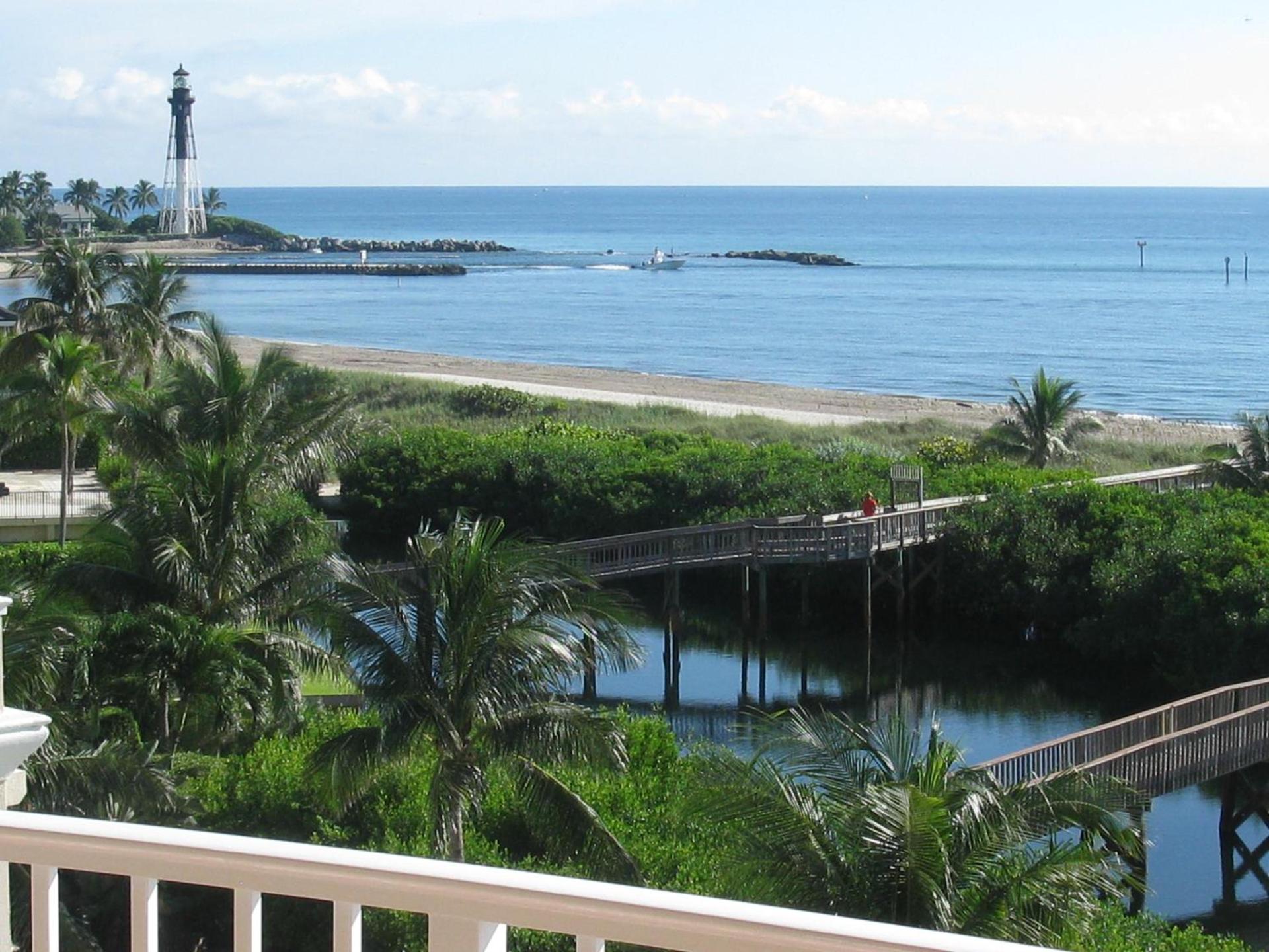 Canada House Pompano Beach photo 5