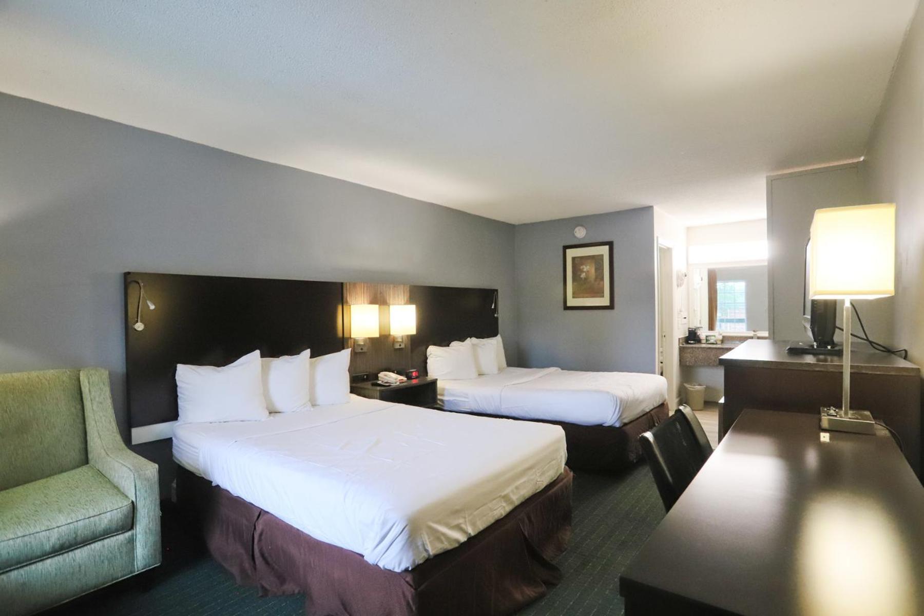 Greenville Inn & Suites photo 19