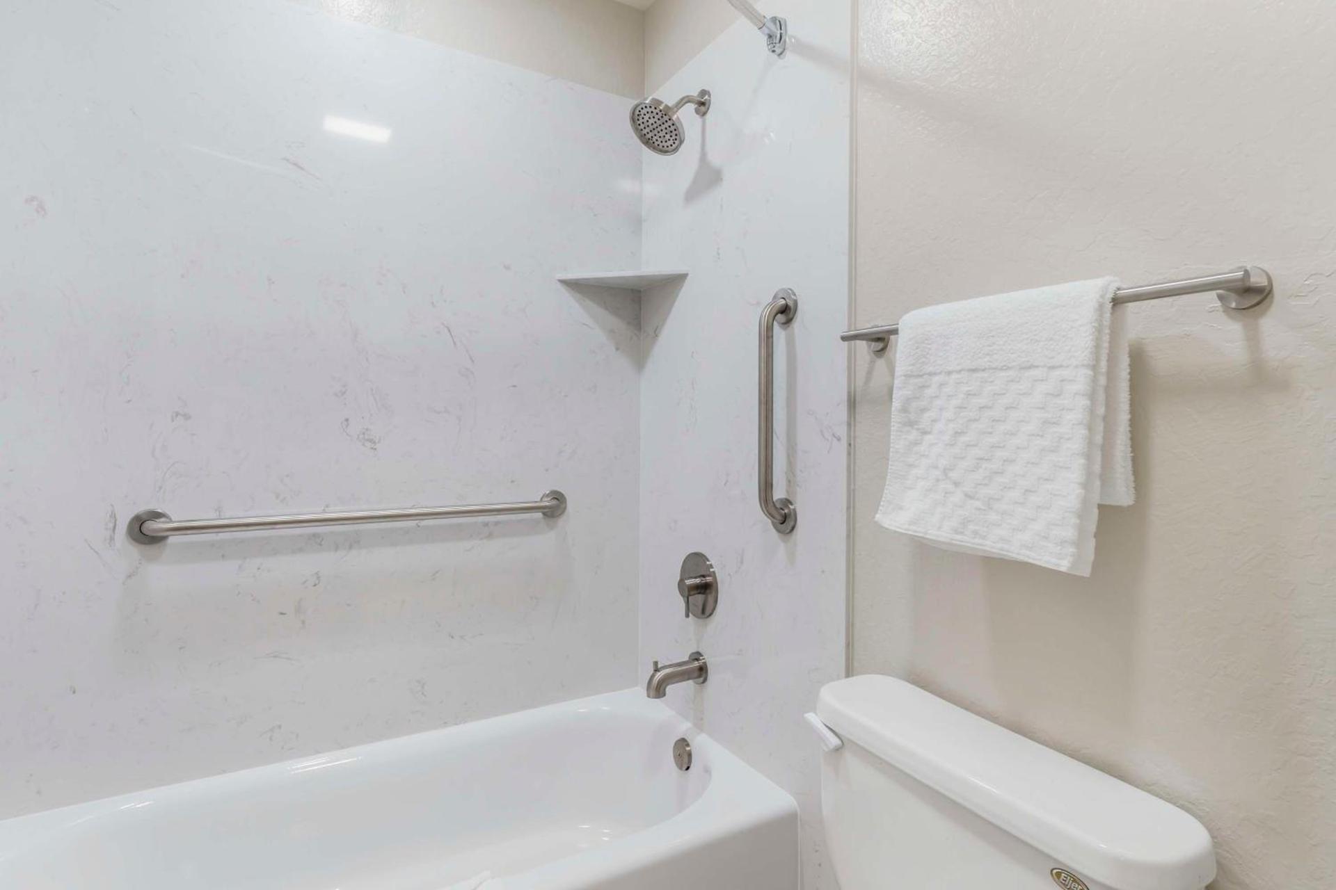 Best Western Cordelia Inn photo 25
