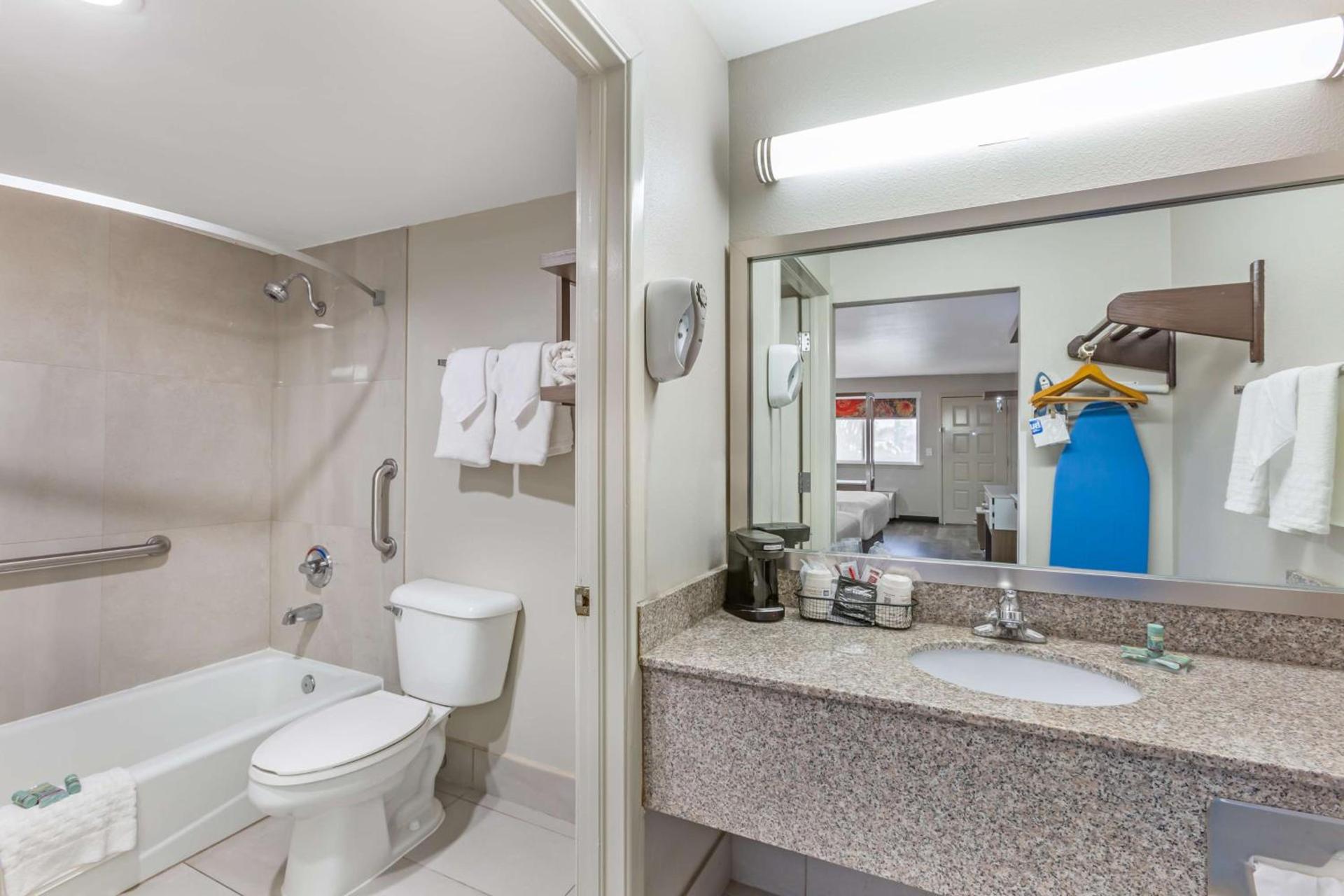 Best Western Sunland Park Inn photo 24
