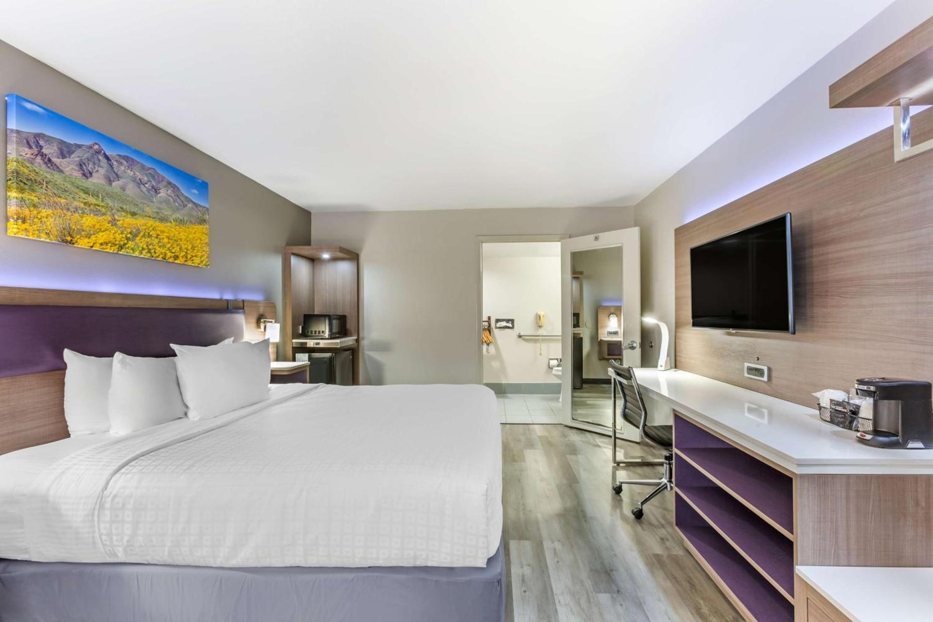 Best Western Sunland Park Inn photo 25