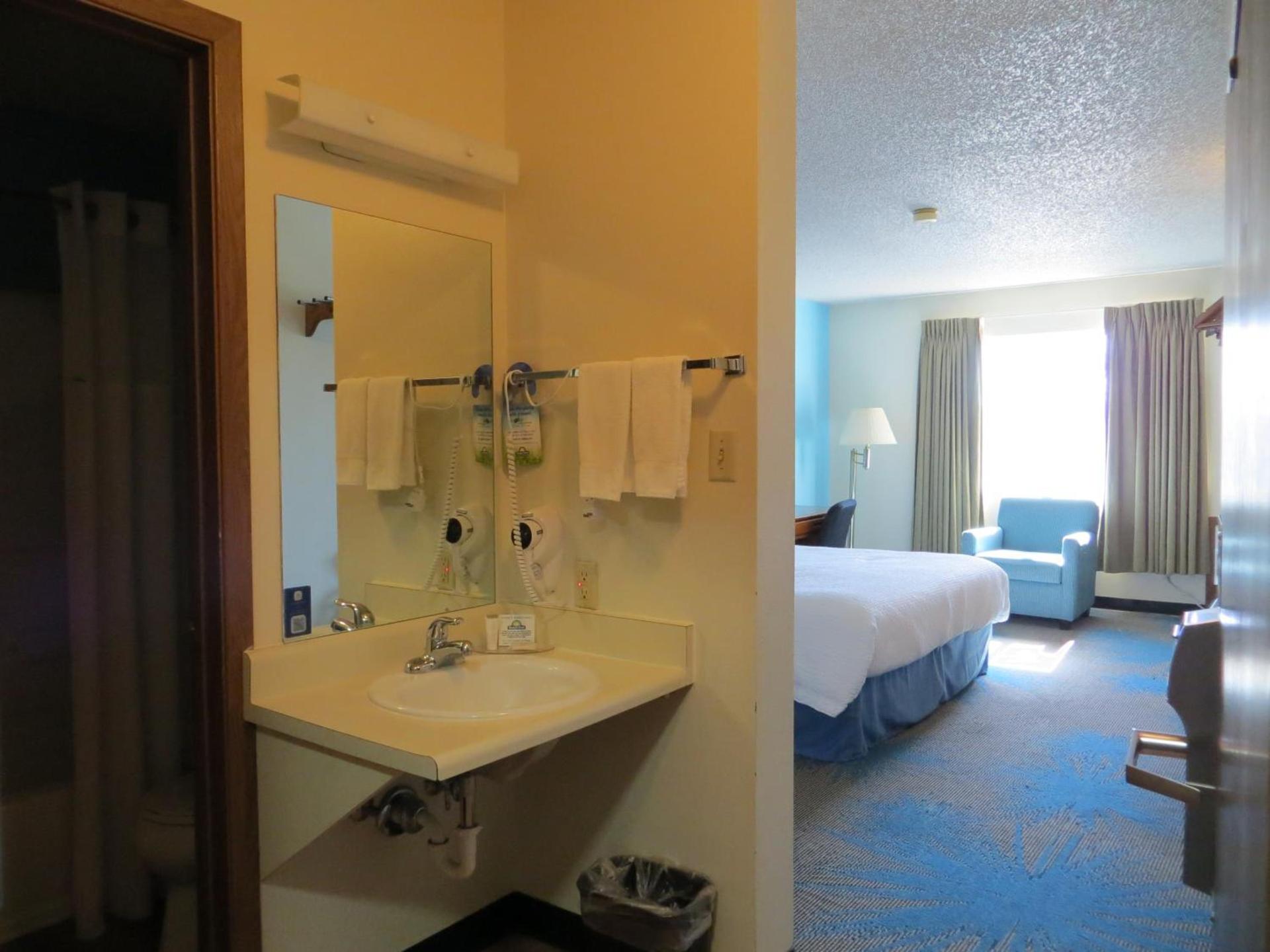 Days Inn by Wyndham Alamosa photo 63