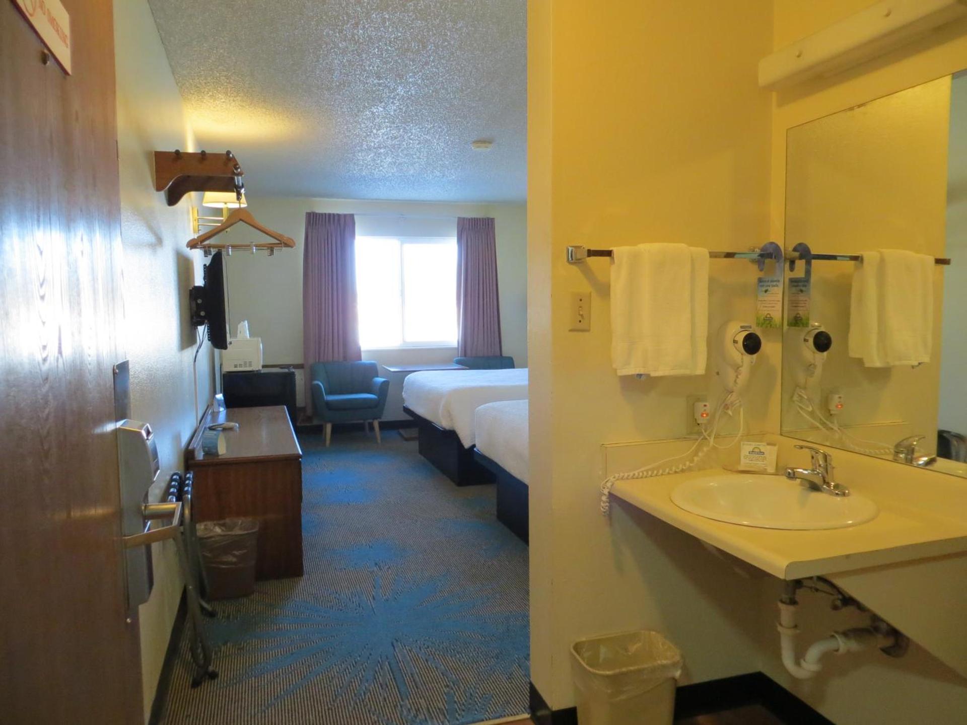 Days Inn by Wyndham Alamosa photo 66