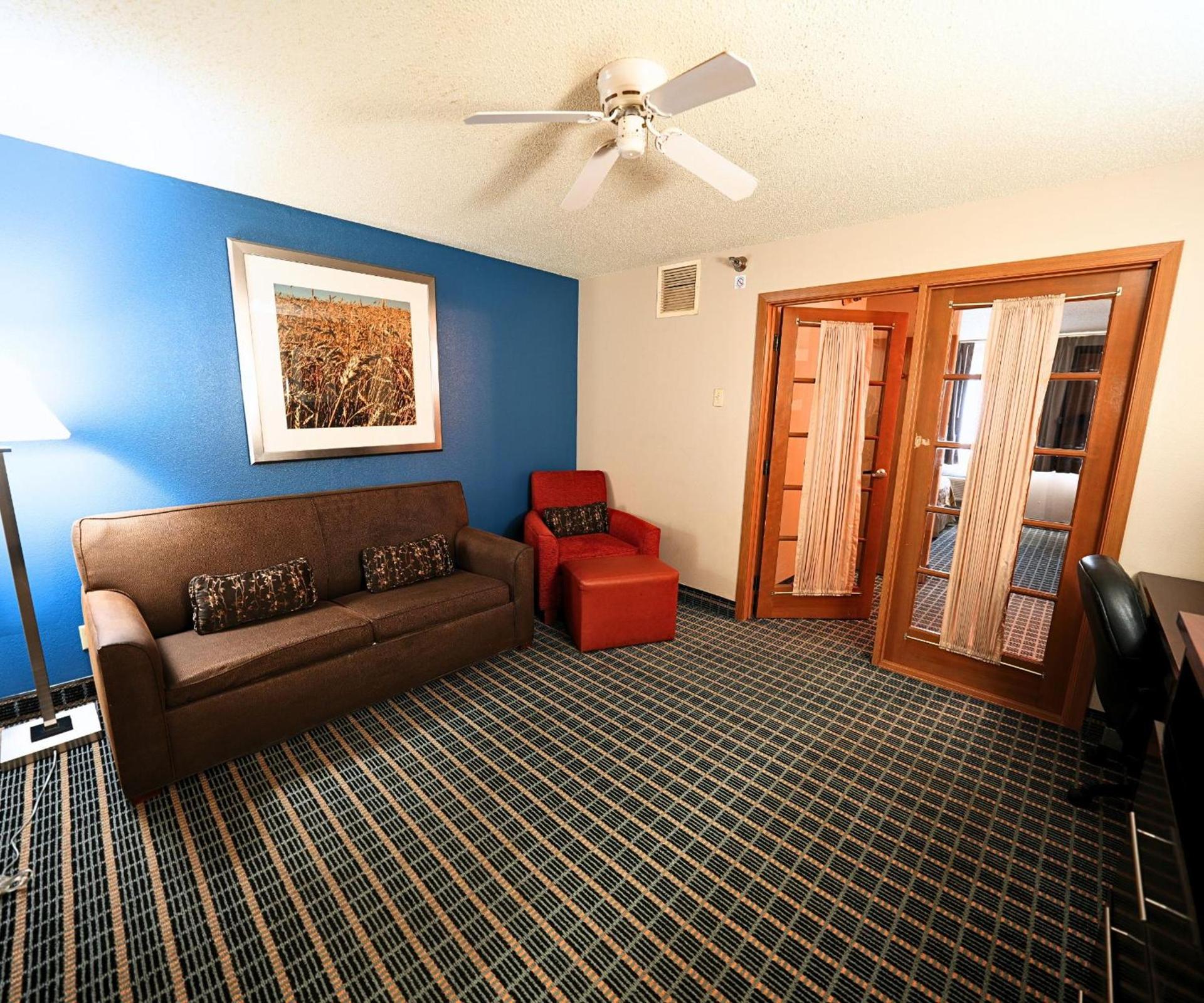 Baymont by Wyndham Marshalltown photo 19