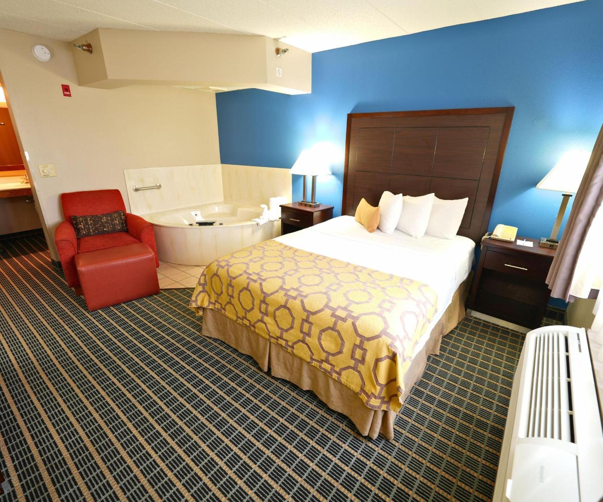 Baymont by Wyndham Marshalltown photo 25