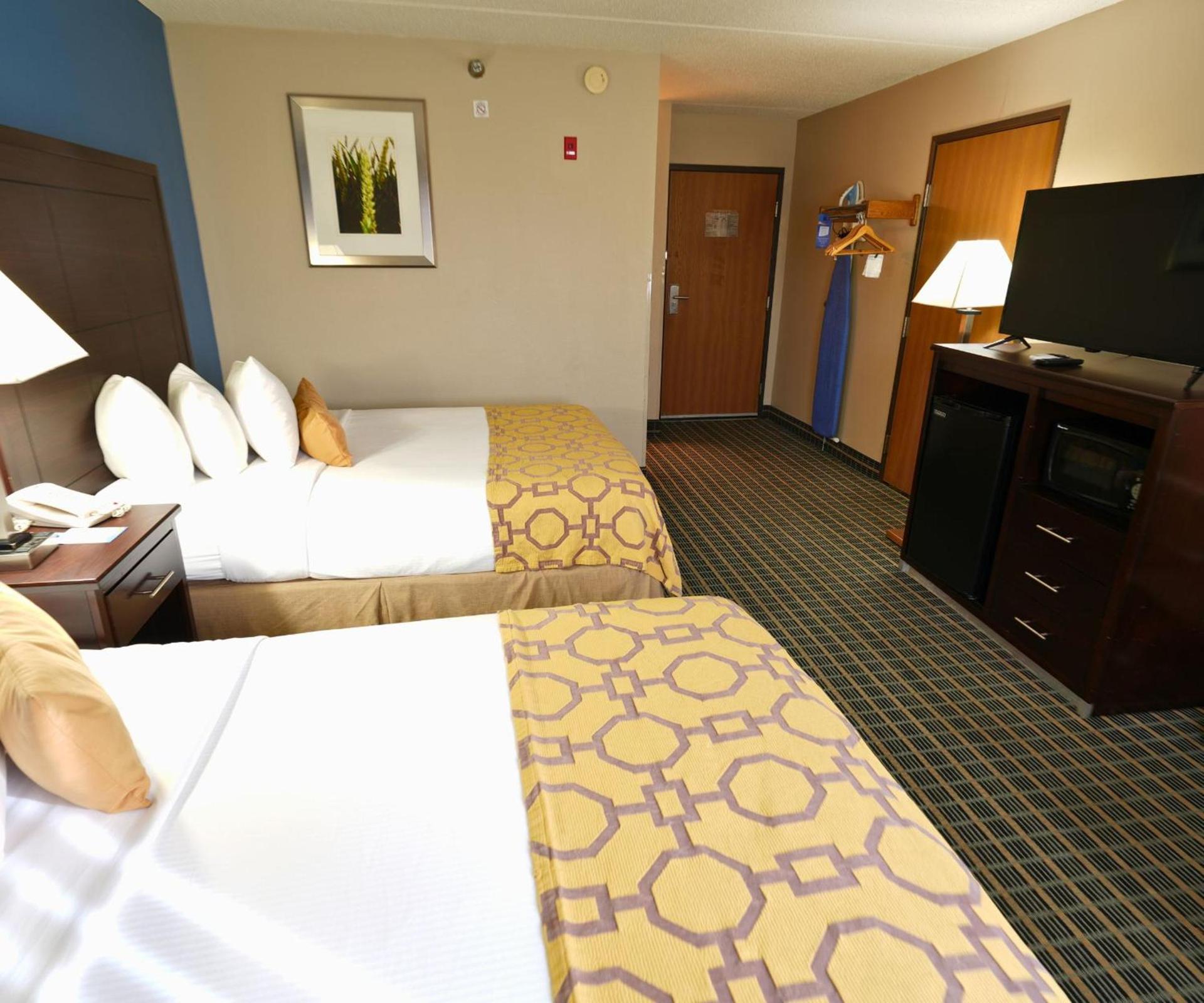 Baymont by Wyndham Marshalltown photo 33