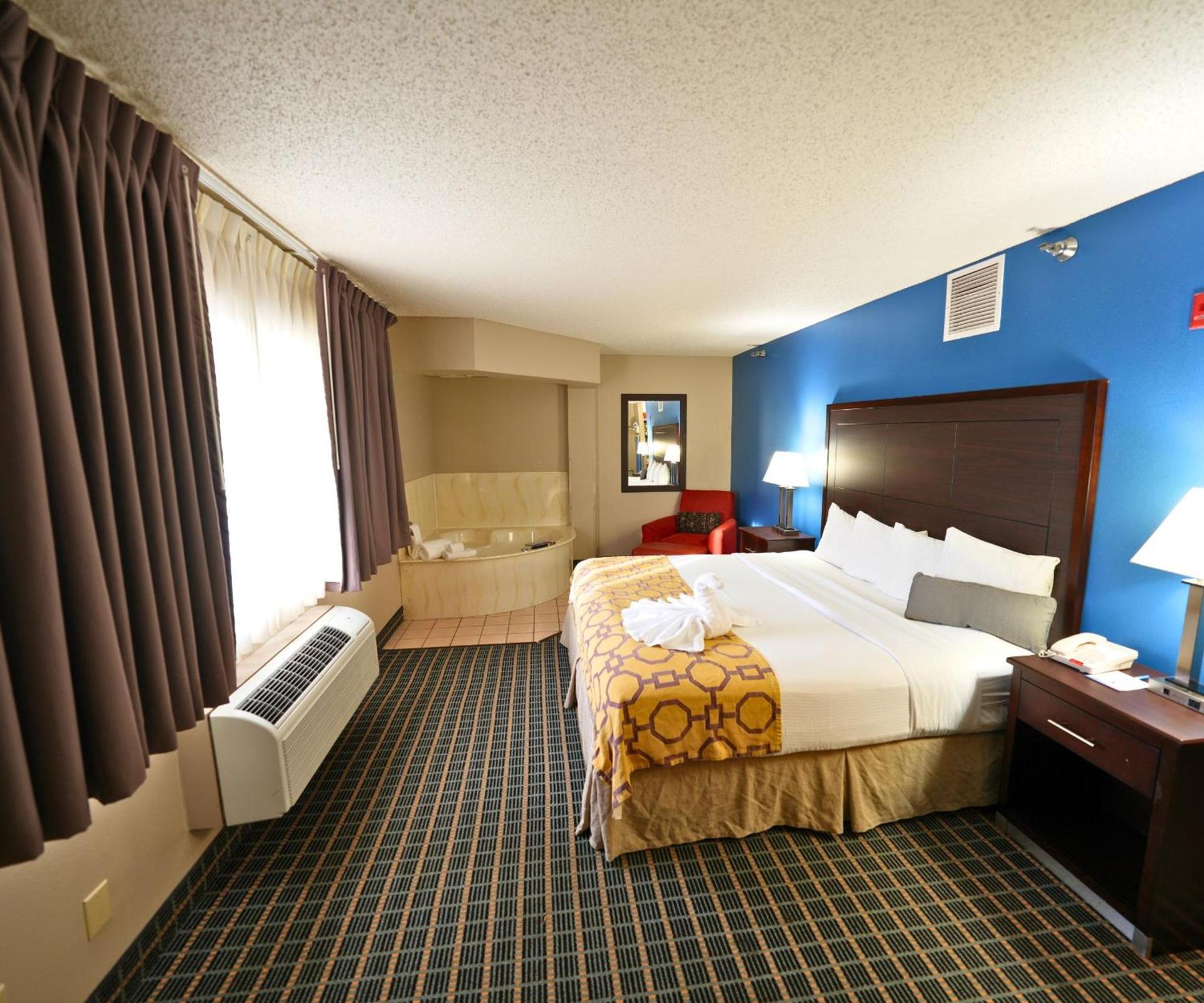 Baymont by Wyndham Marshalltown photo 45