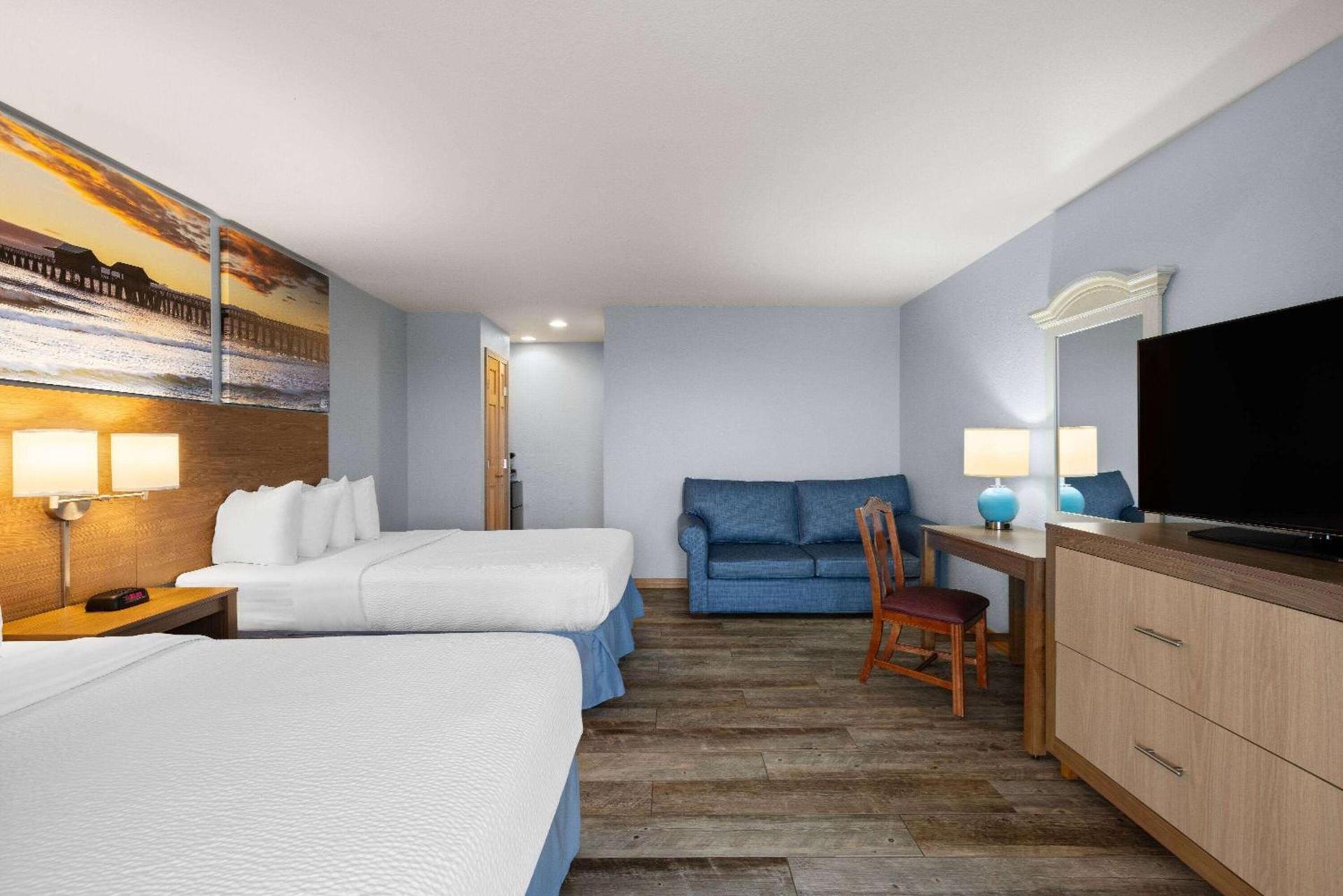 Days Inn by Wyndham Kill Devil Hills Oceanfront - Wilbur photo 11