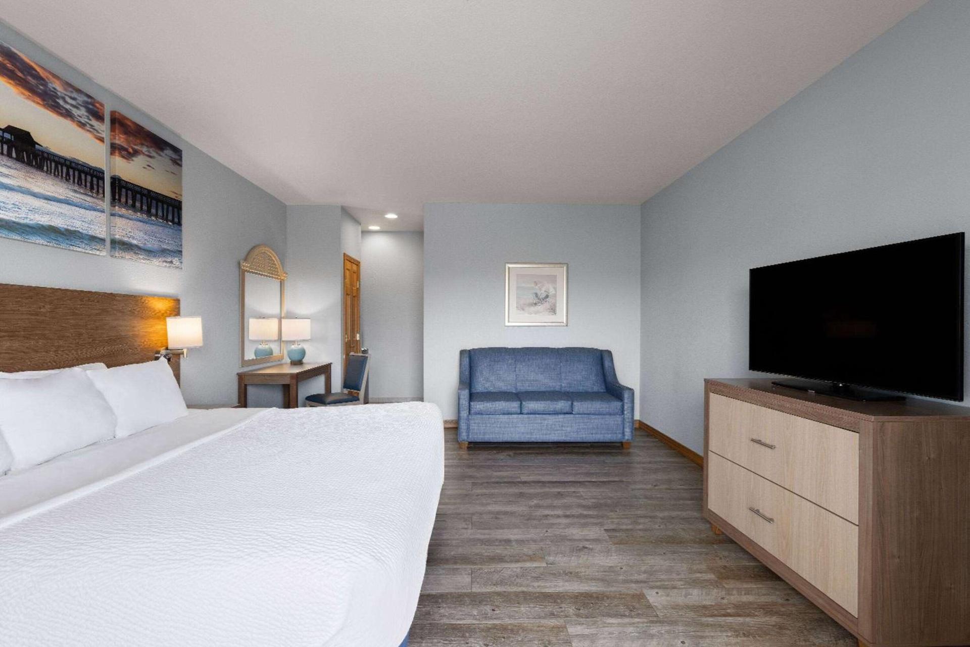 Days Inn by Wyndham Kill Devil Hills Oceanfront - Wilbur photo 50