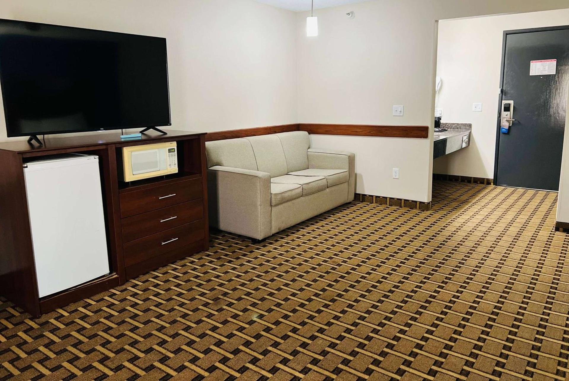 Baymont by Wyndham La Crosse/Onalaska photo 18