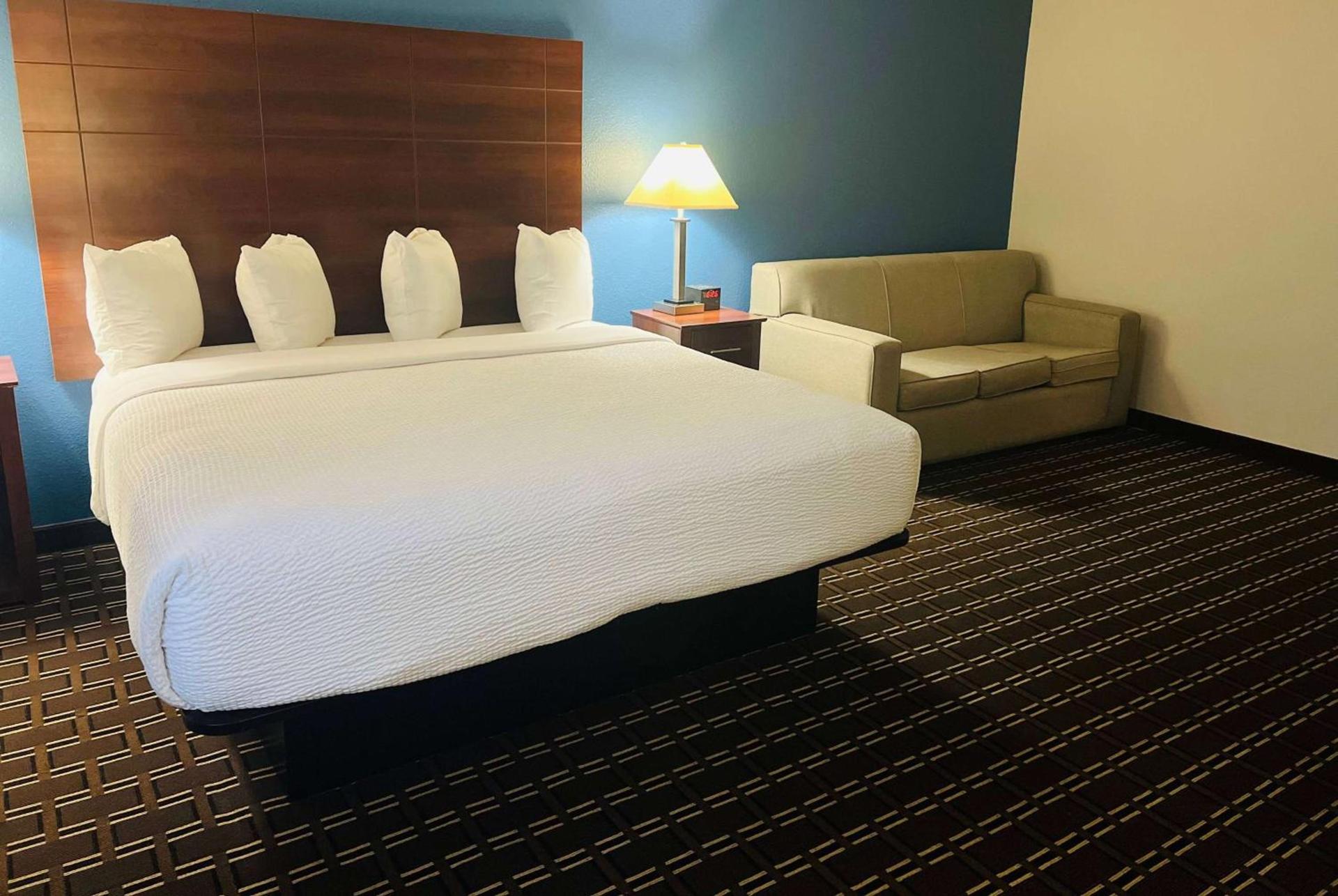Baymont by Wyndham La Crosse/Onalaska photo 17