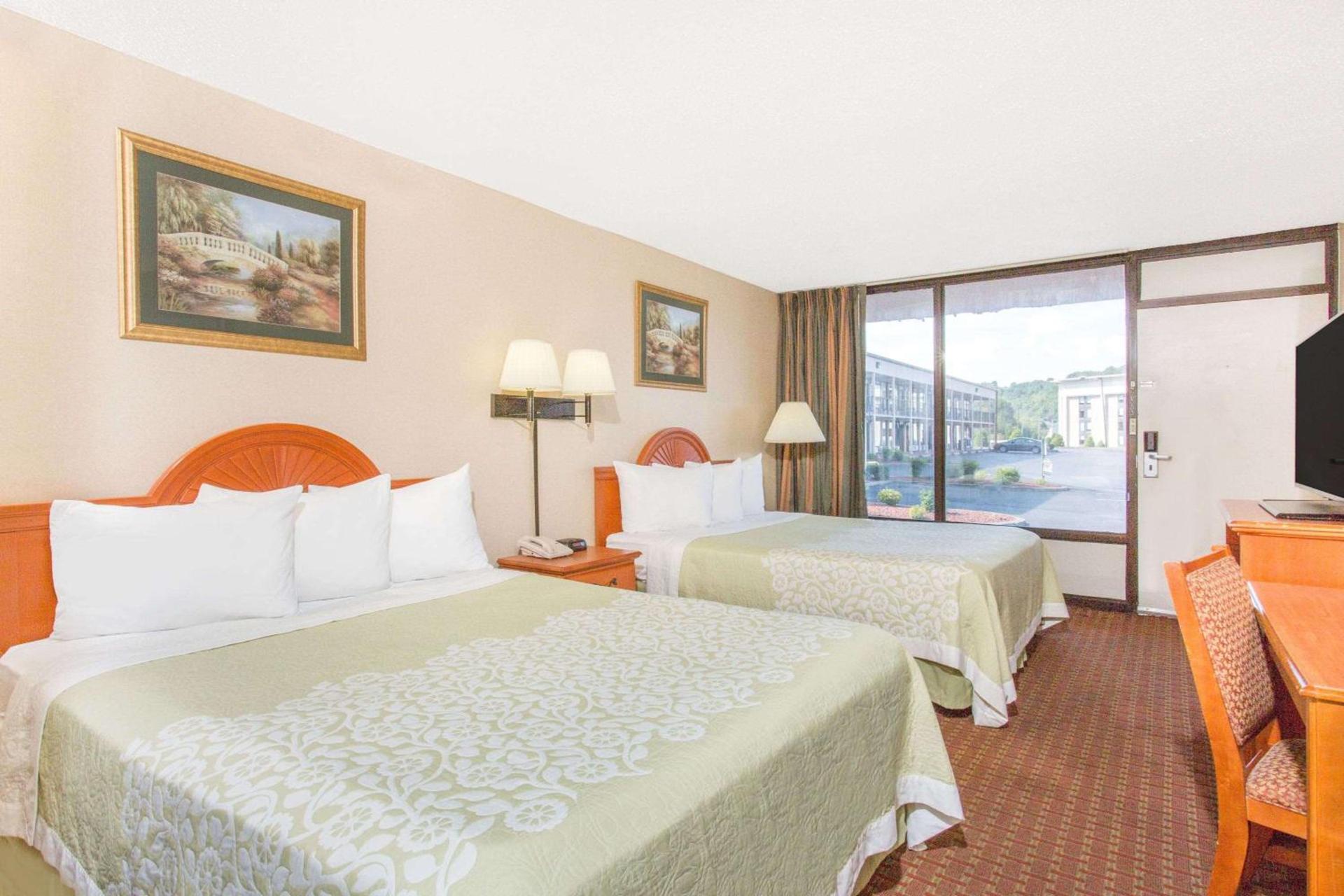 Days Inn by Wyndham Princeton photo 6