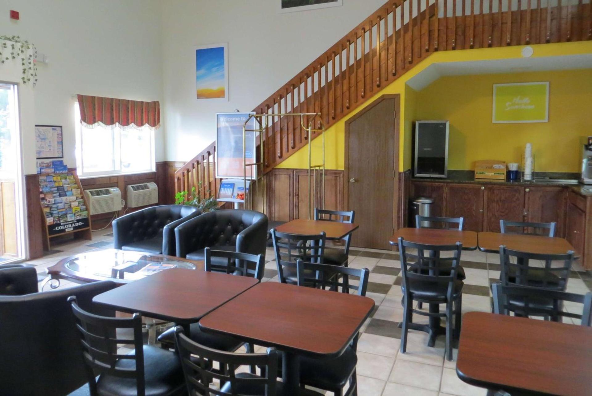 Days Inn by Wyndham Alamosa photo 17