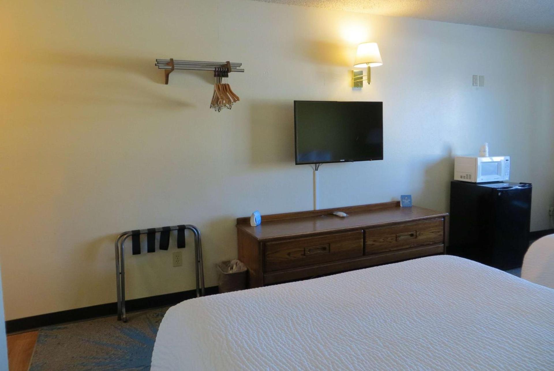 Days Inn by Wyndham Alamosa photo 33