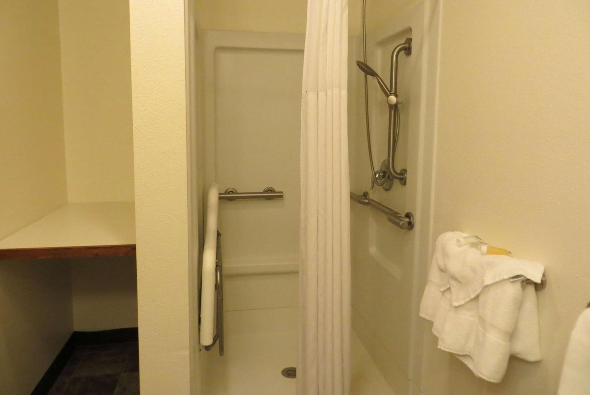 Days Inn by Wyndham Alamosa photo 45